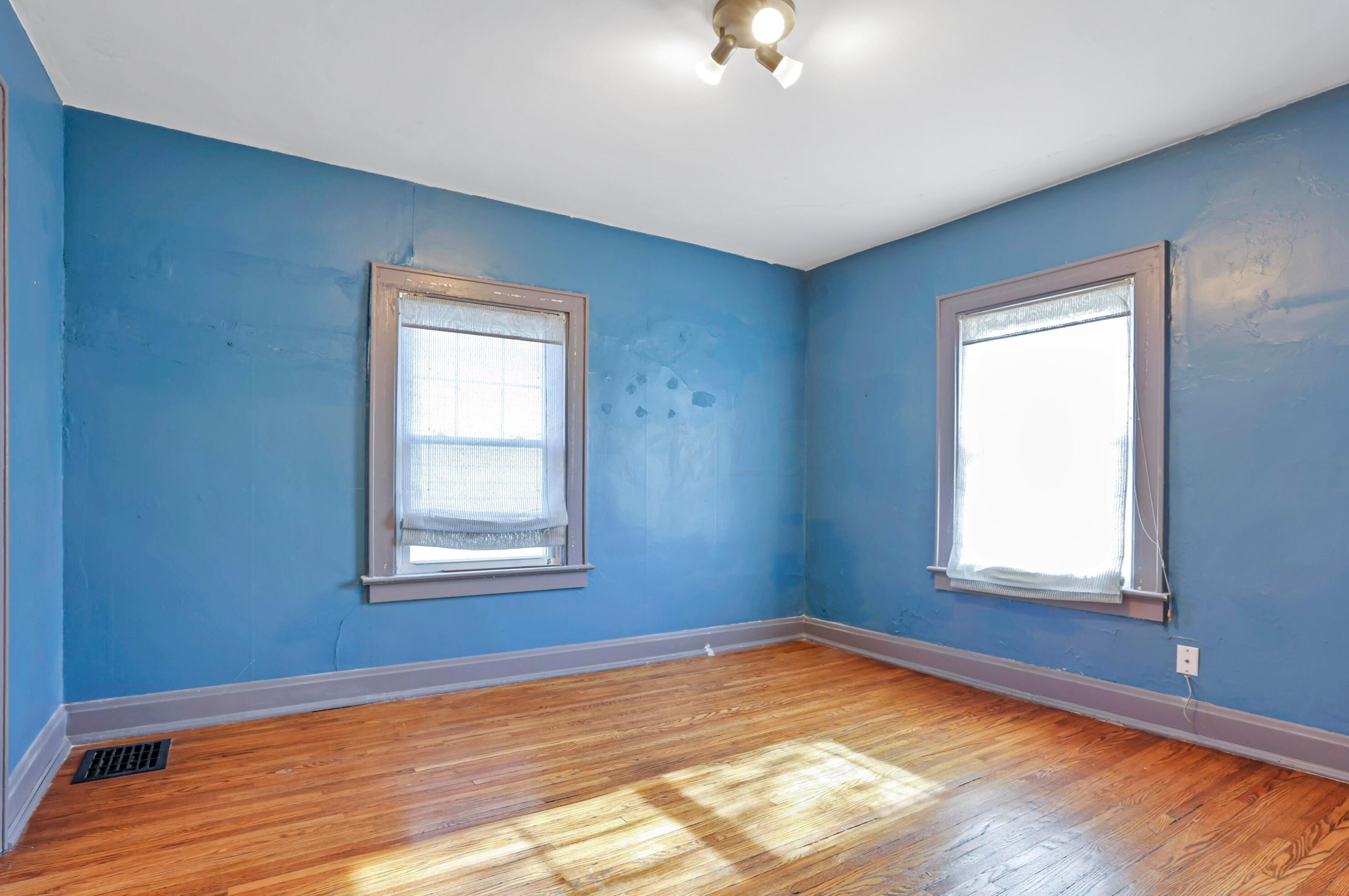 43 Weber Rd, Columbus OH 43202-2234 exterior