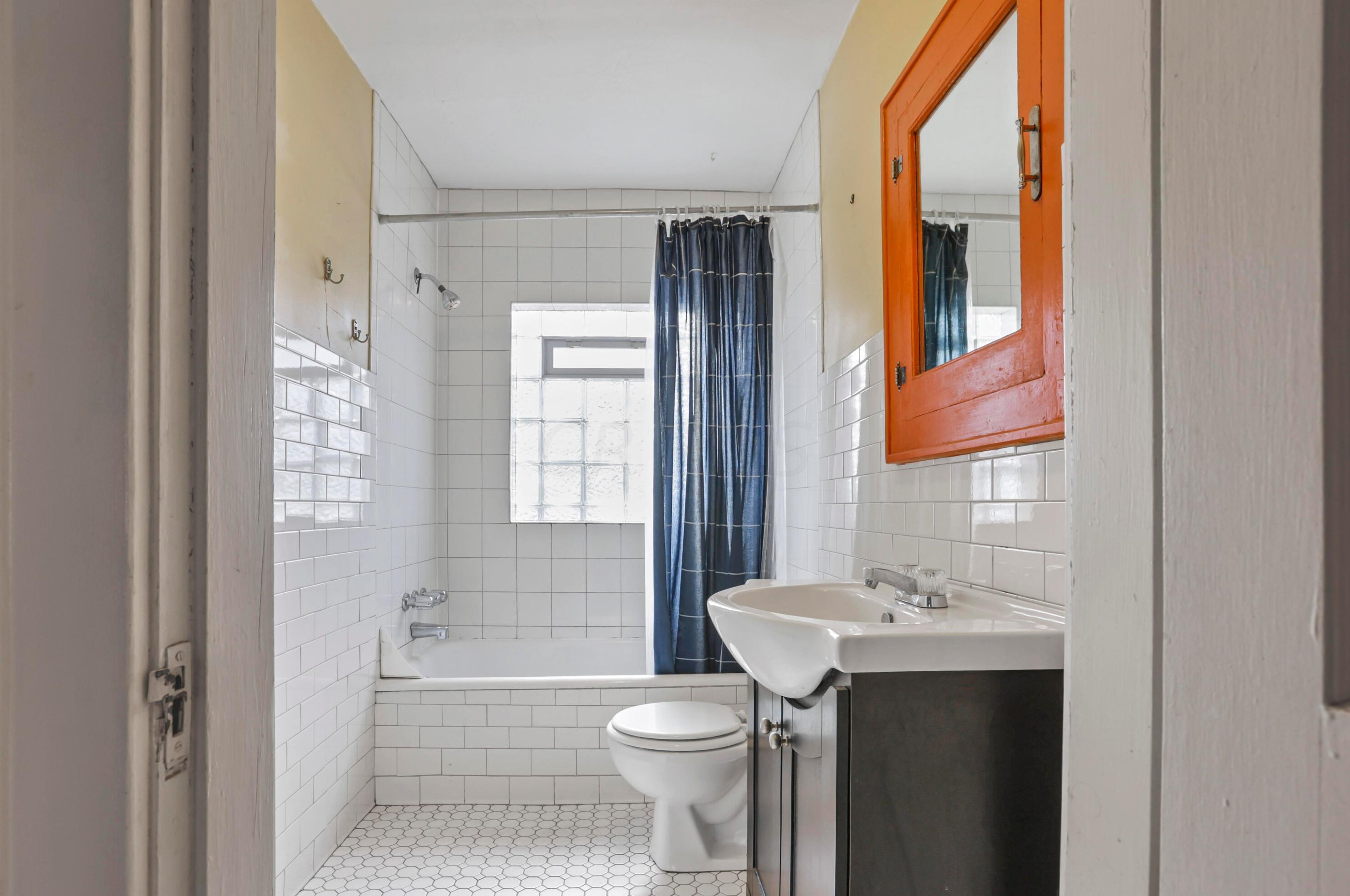 43 Weber Rd, Columbus OH 43202-2234 exterior