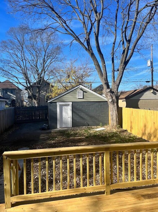 129 Ter Ave, Columbus OH 43204-3789 exterior