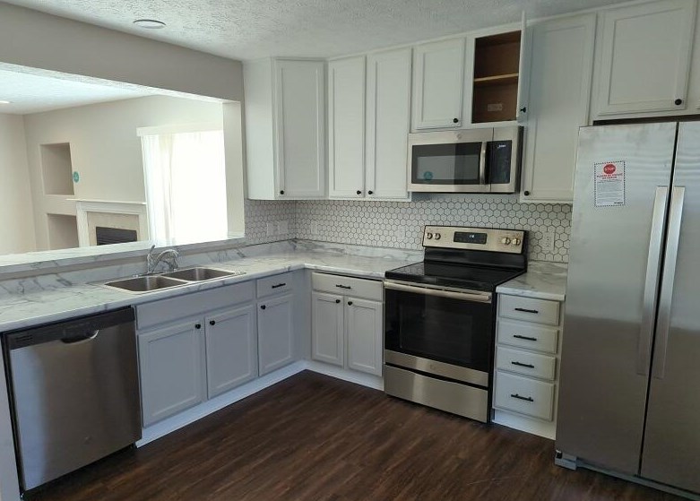 3913 Boyer Ridge Dr, Cnl Wnchstr OH  43110-7800 exterior