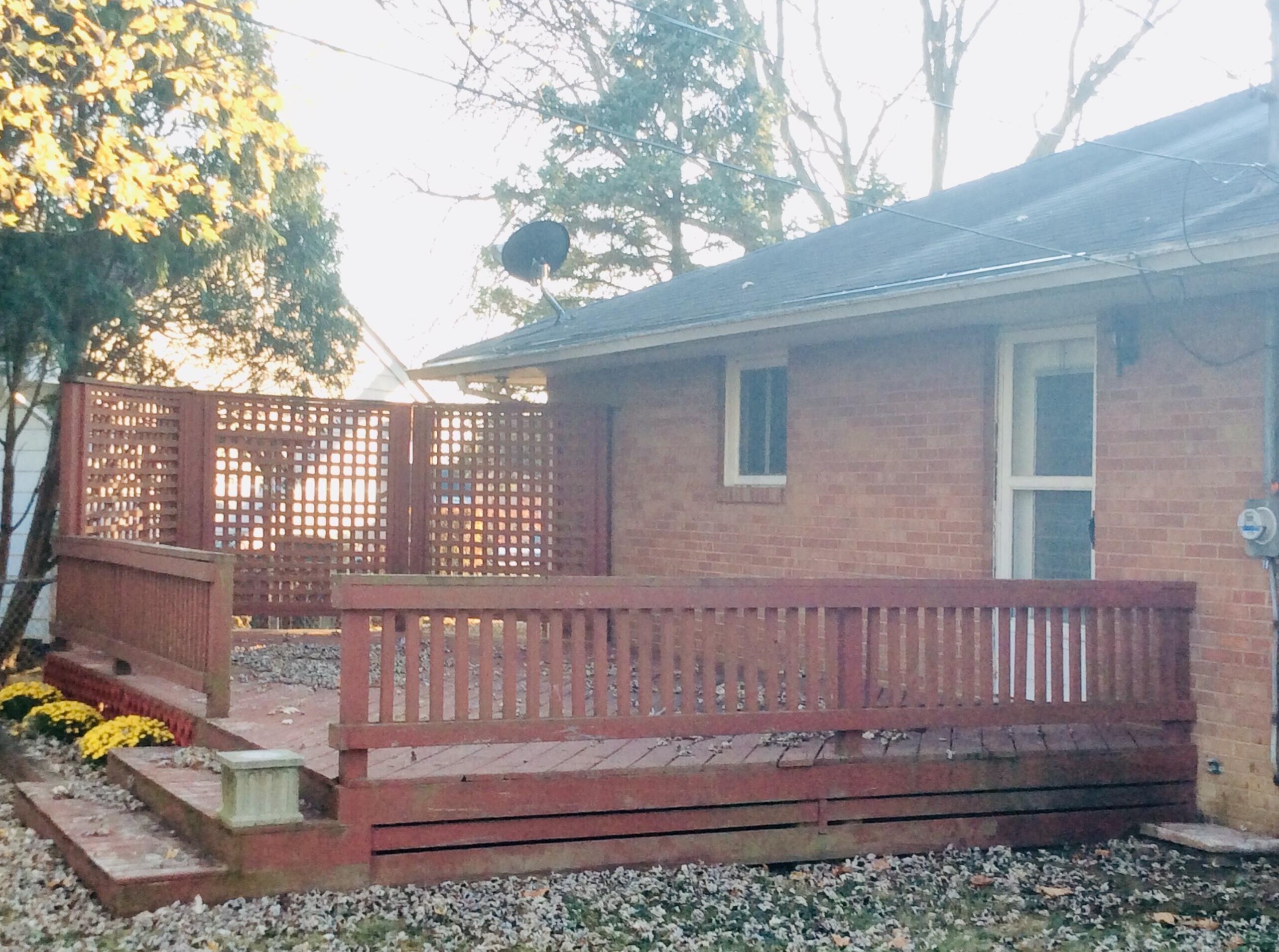 1304 Bellflower Ave, Columbus OH  43204-2230 exterior