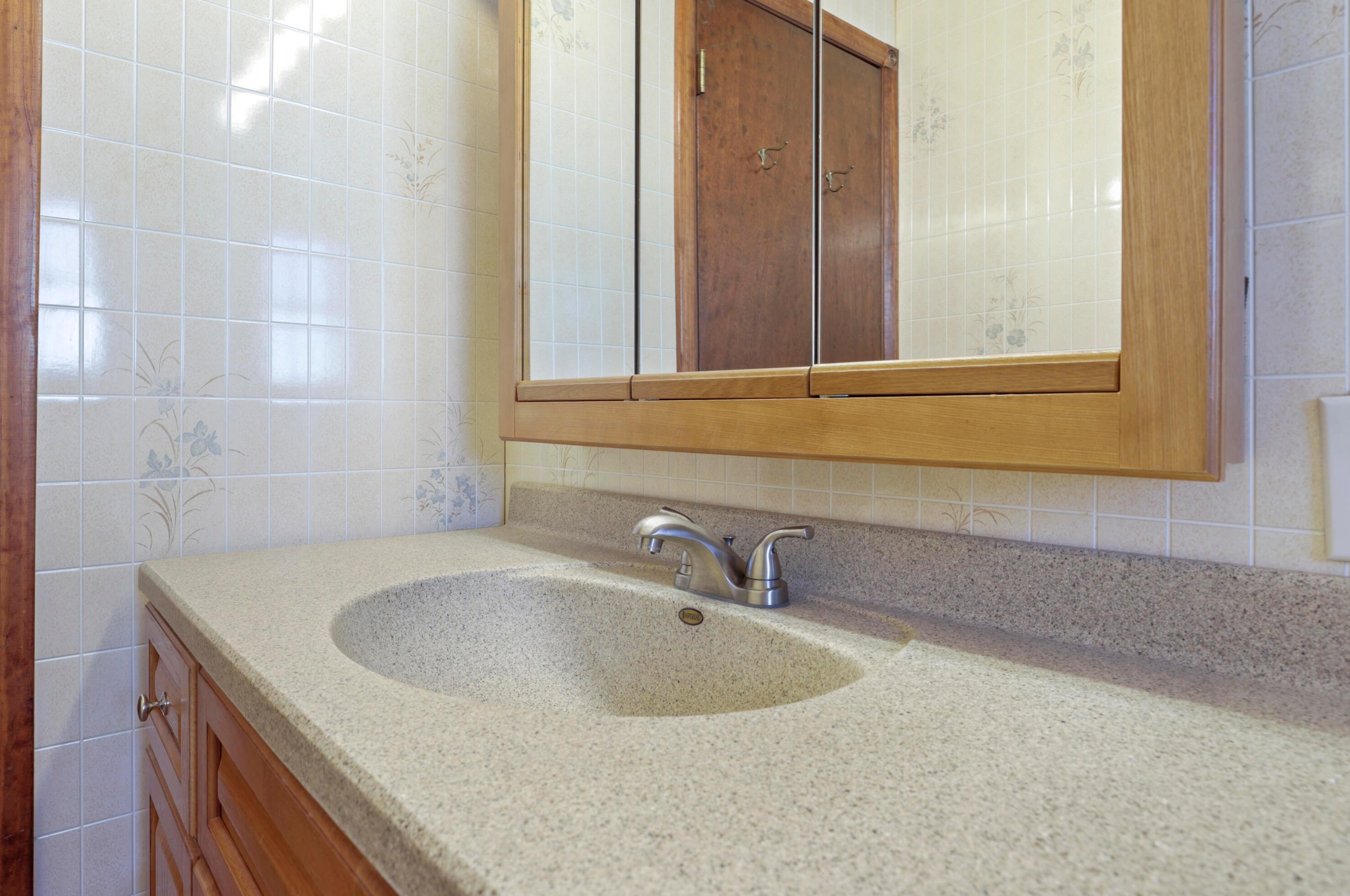 1137 Brown Rd, Columbus OH 43223-3003 exterior