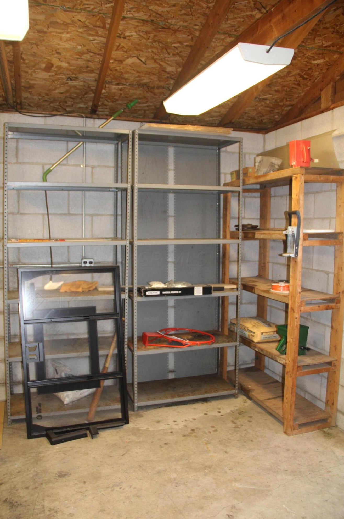 1137 Brown Rd, Columbus OH 43223-3003 exterior