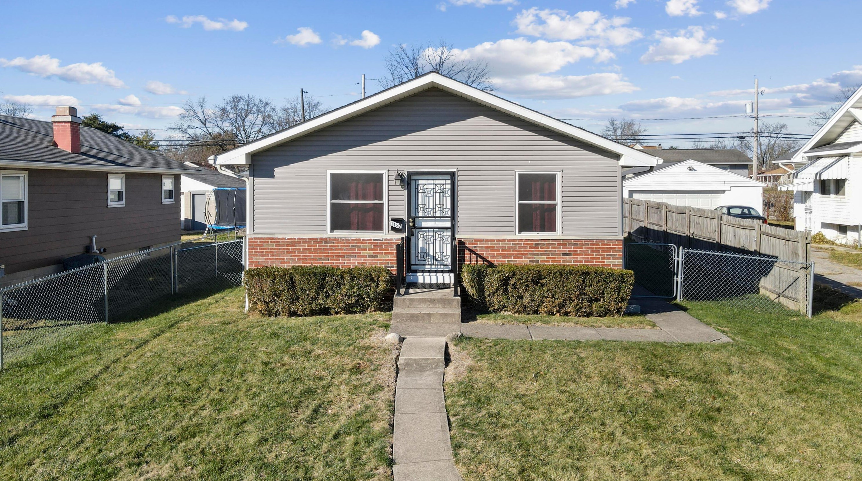 1137 Brown Rd, Columbus OH 43223-3003 exterior