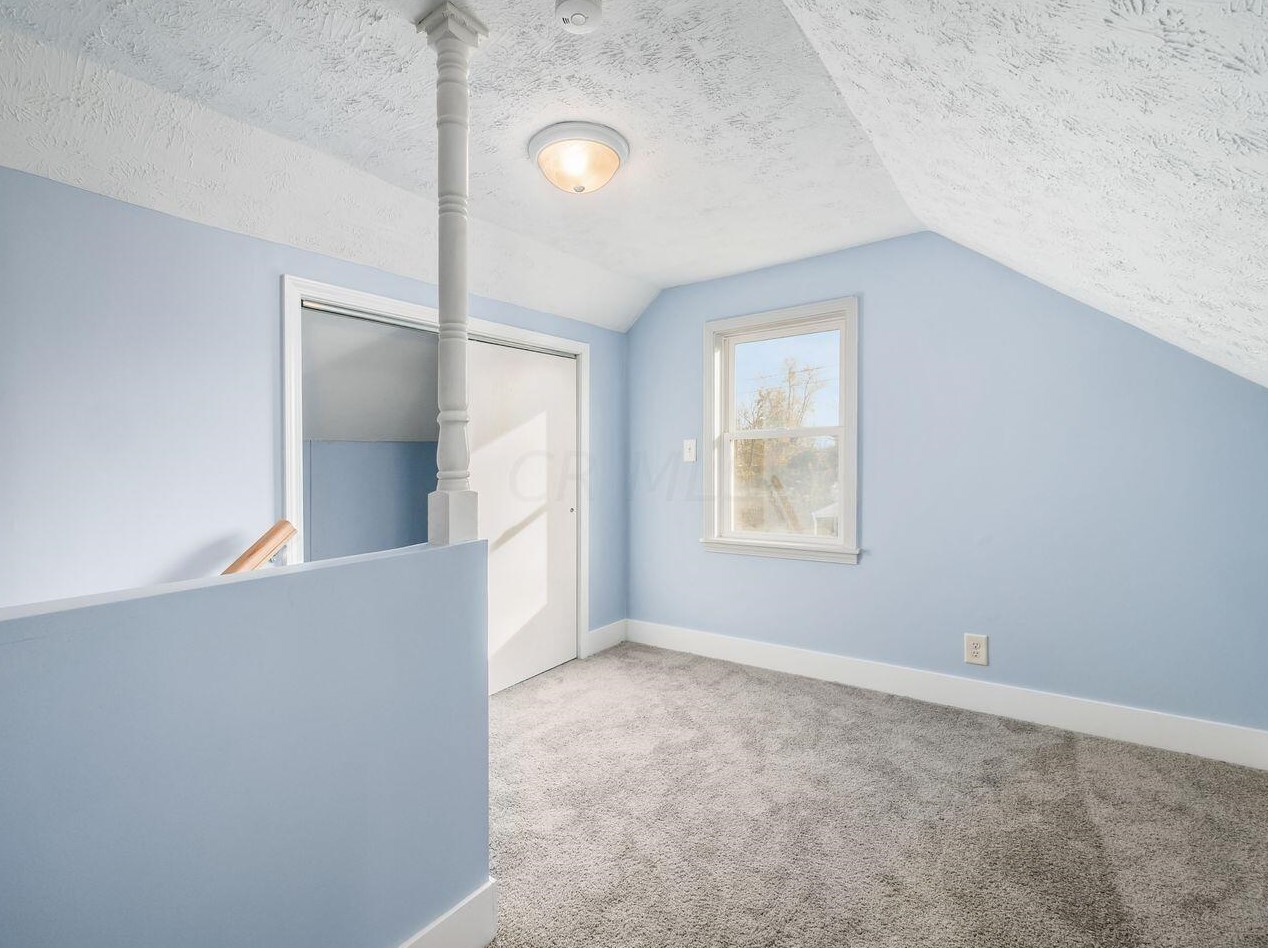 2258 Ontario St, Columbus OH  43211-2005 exterior