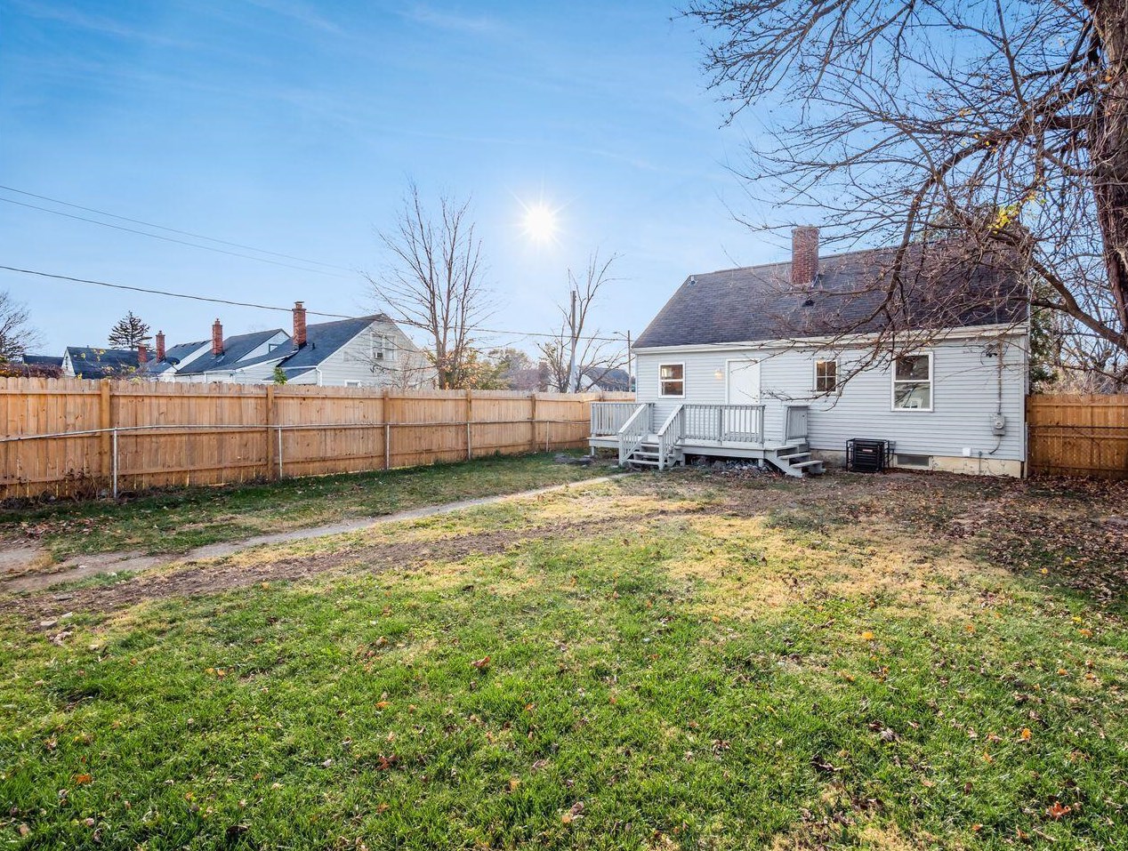 2258 Ontario St, Columbus OH  43211-2005 exterior