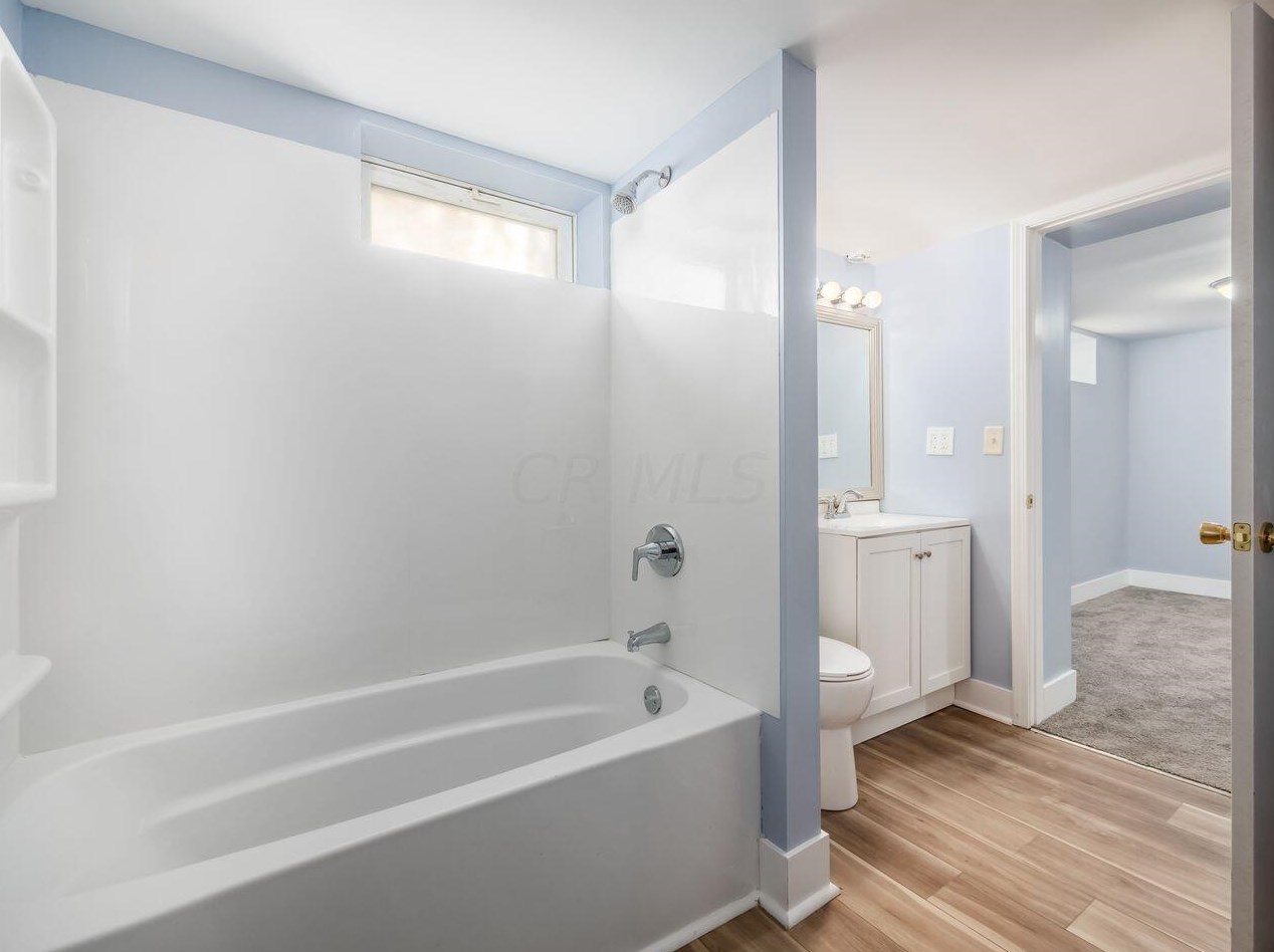 2258 Ontario St, Columbus OH  43211-2005 exterior