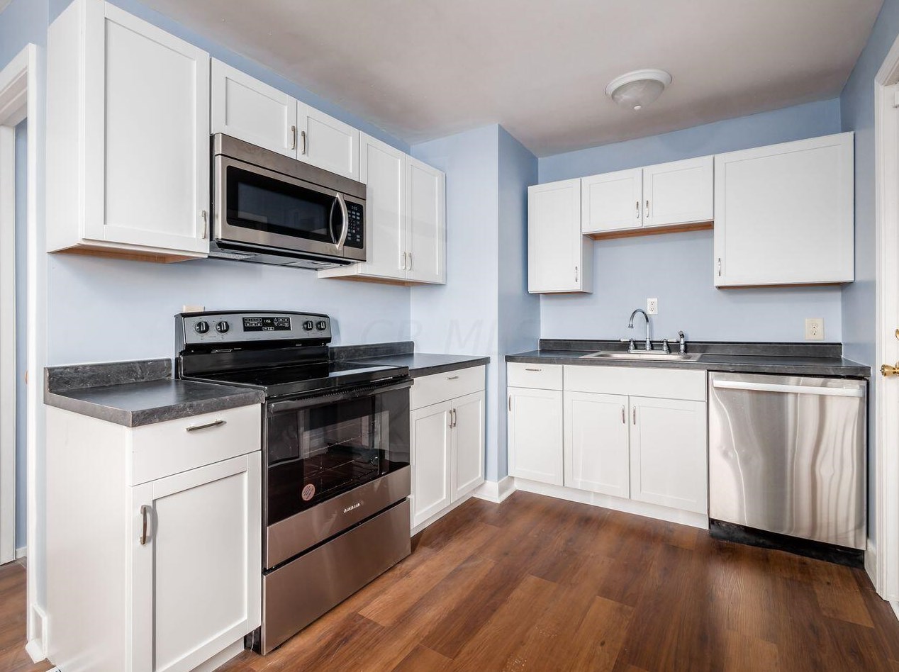 2258 Ontario St, Columbus OH  43211-2005 exterior