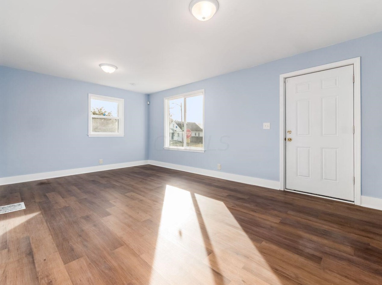 2258 Ontario St, Columbus OH  43211-2005 exterior