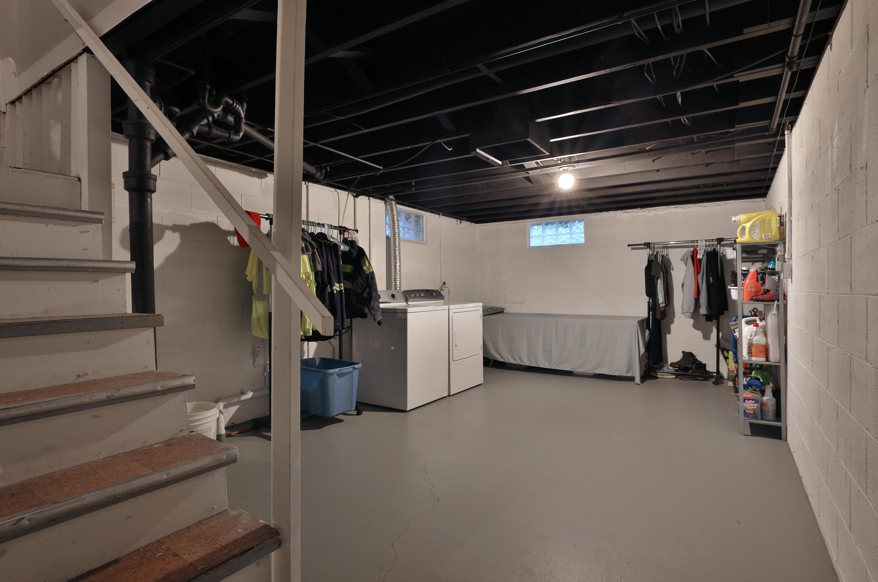 1108 Elmore Ave, Columbus OH  43224-2715 exterior