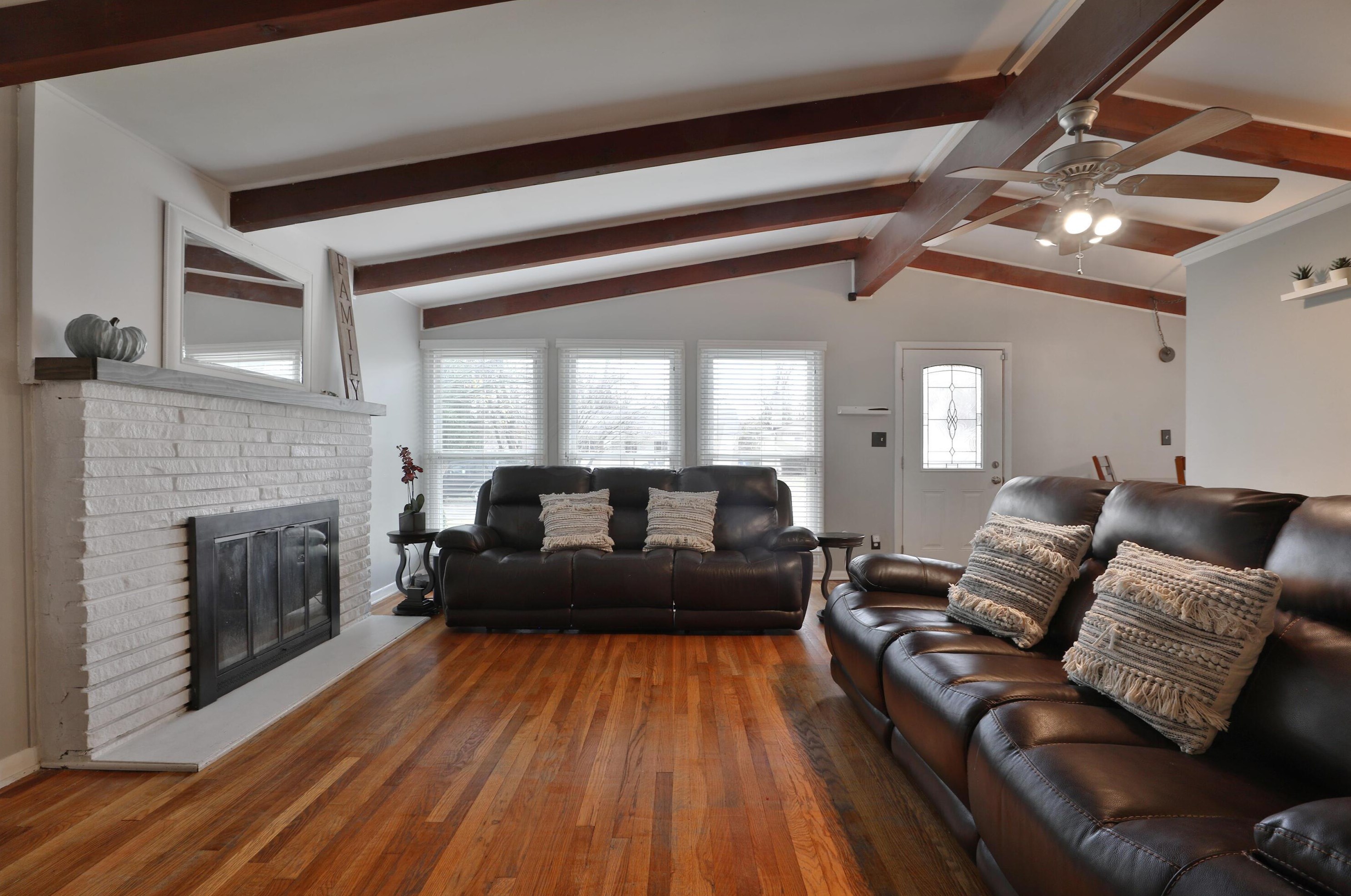 1108 Elmore Ave, Columbus OH  43224-2715 exterior