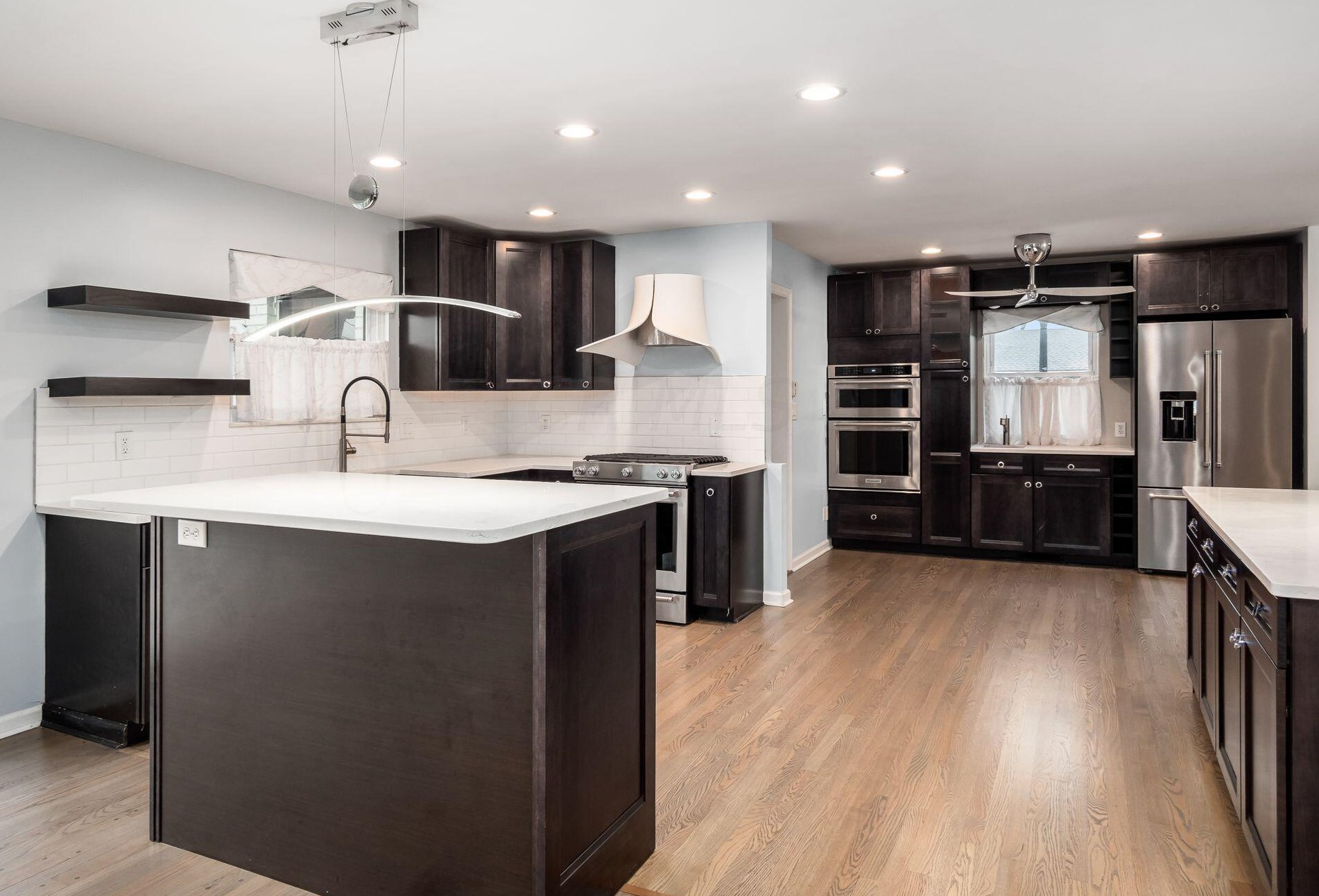 2511 Schaaf Dr, Columbus OH  43209-3209 exterior