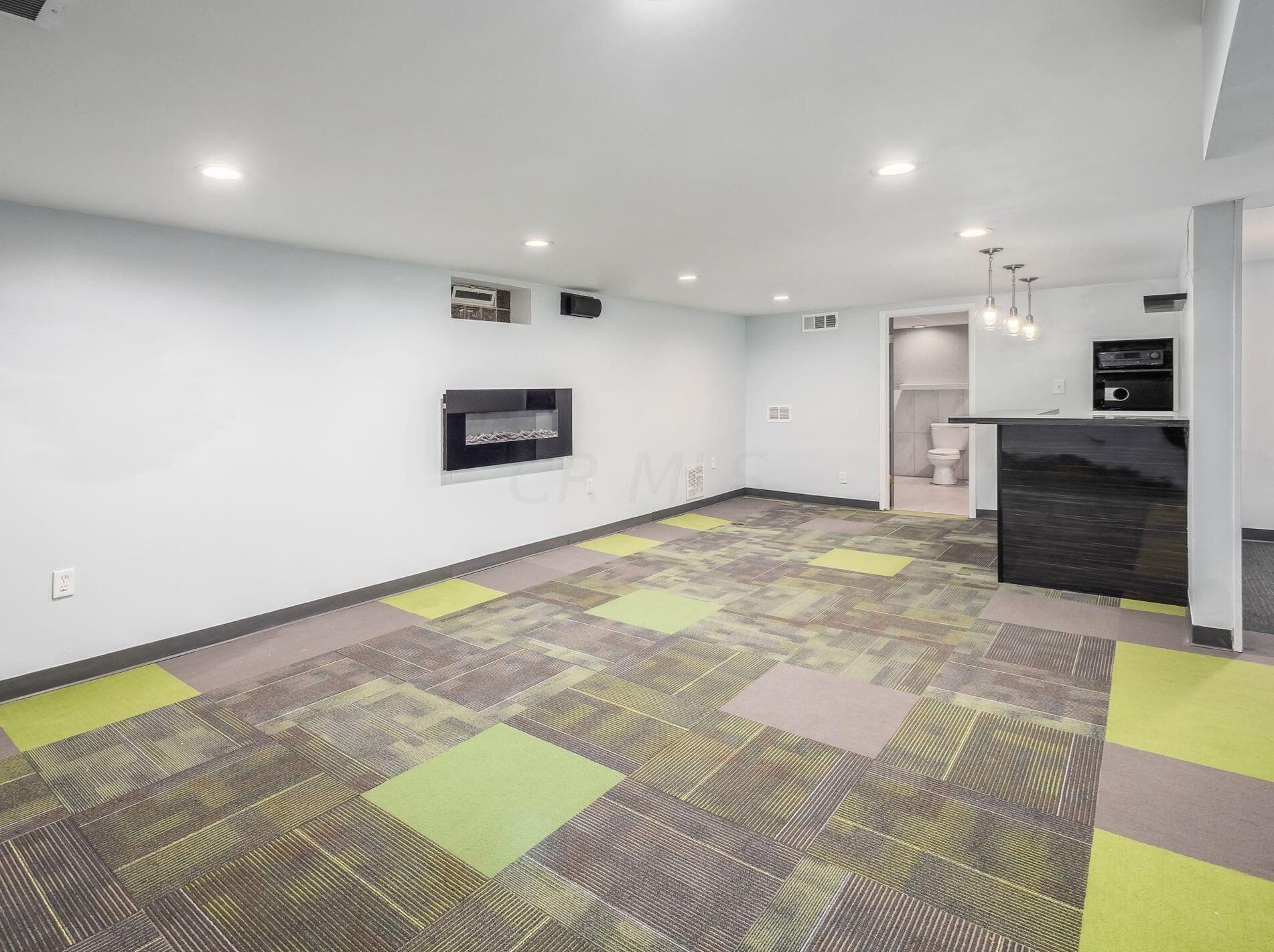 2511 Schaaf Dr, Columbus OH  43209-3209 exterior