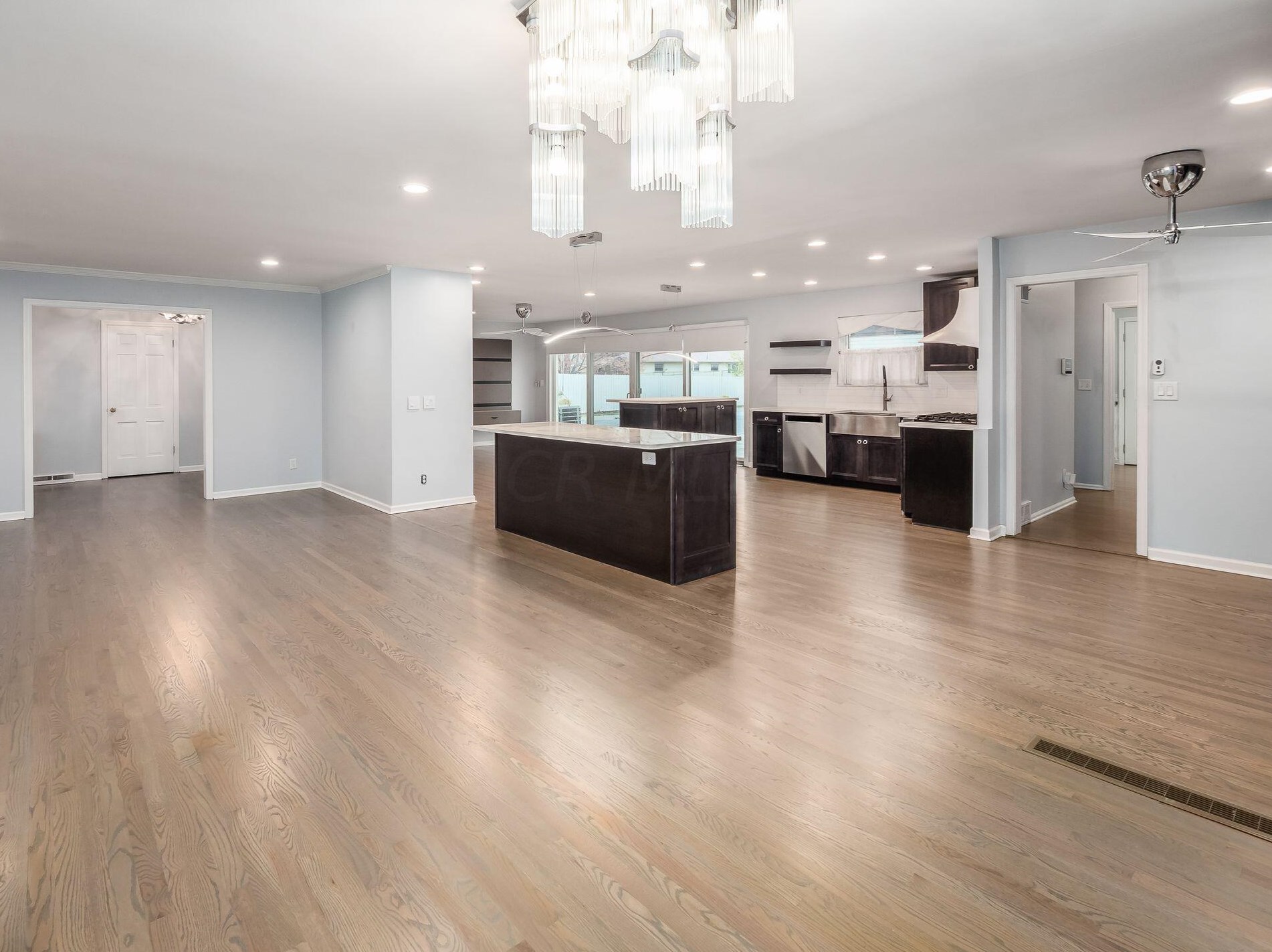 2511 Schaaf Dr, Columbus OH  43209-3209 exterior