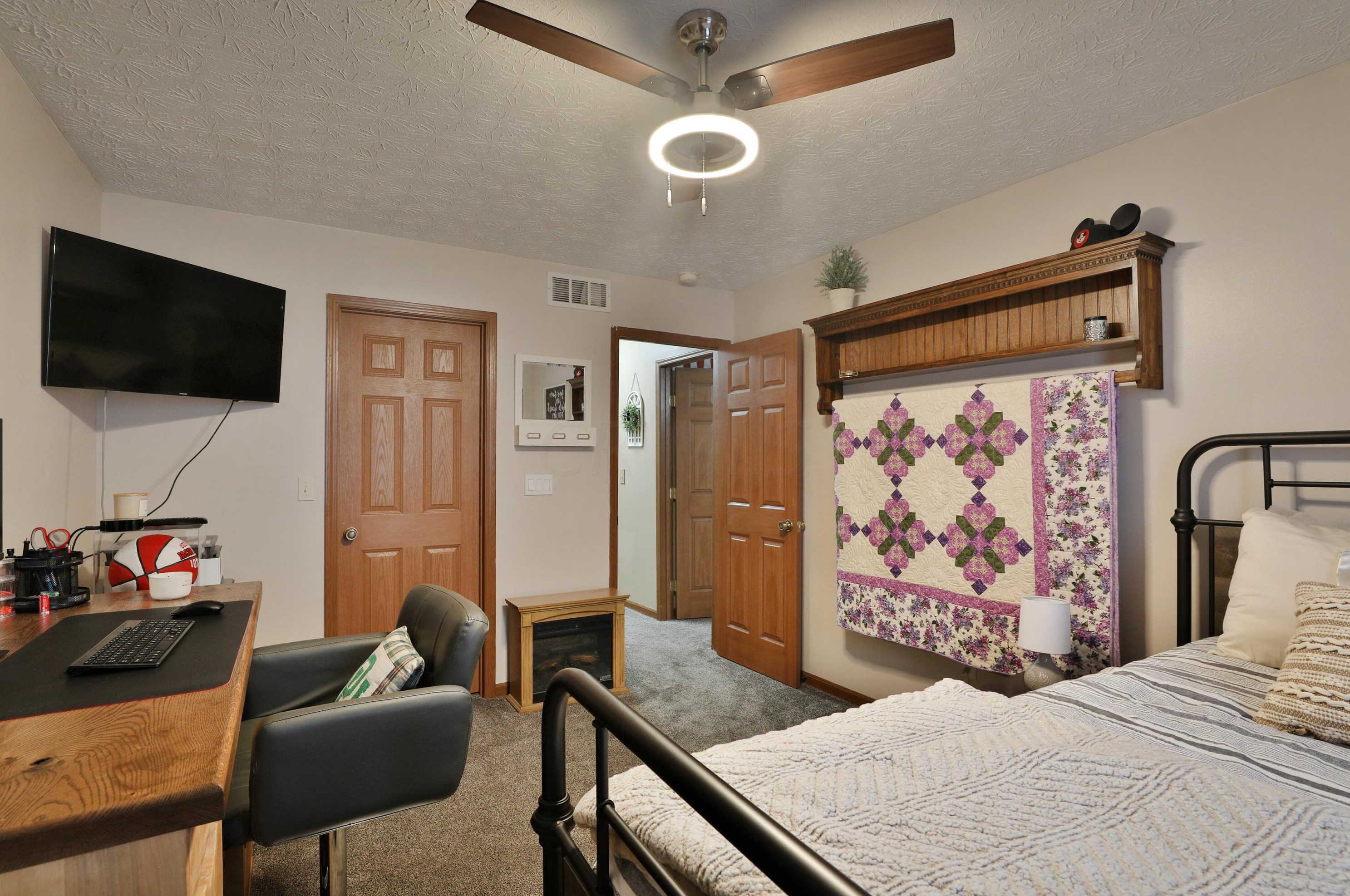 580 Euclid Ave, Ashville OH  43103-2512 exterior