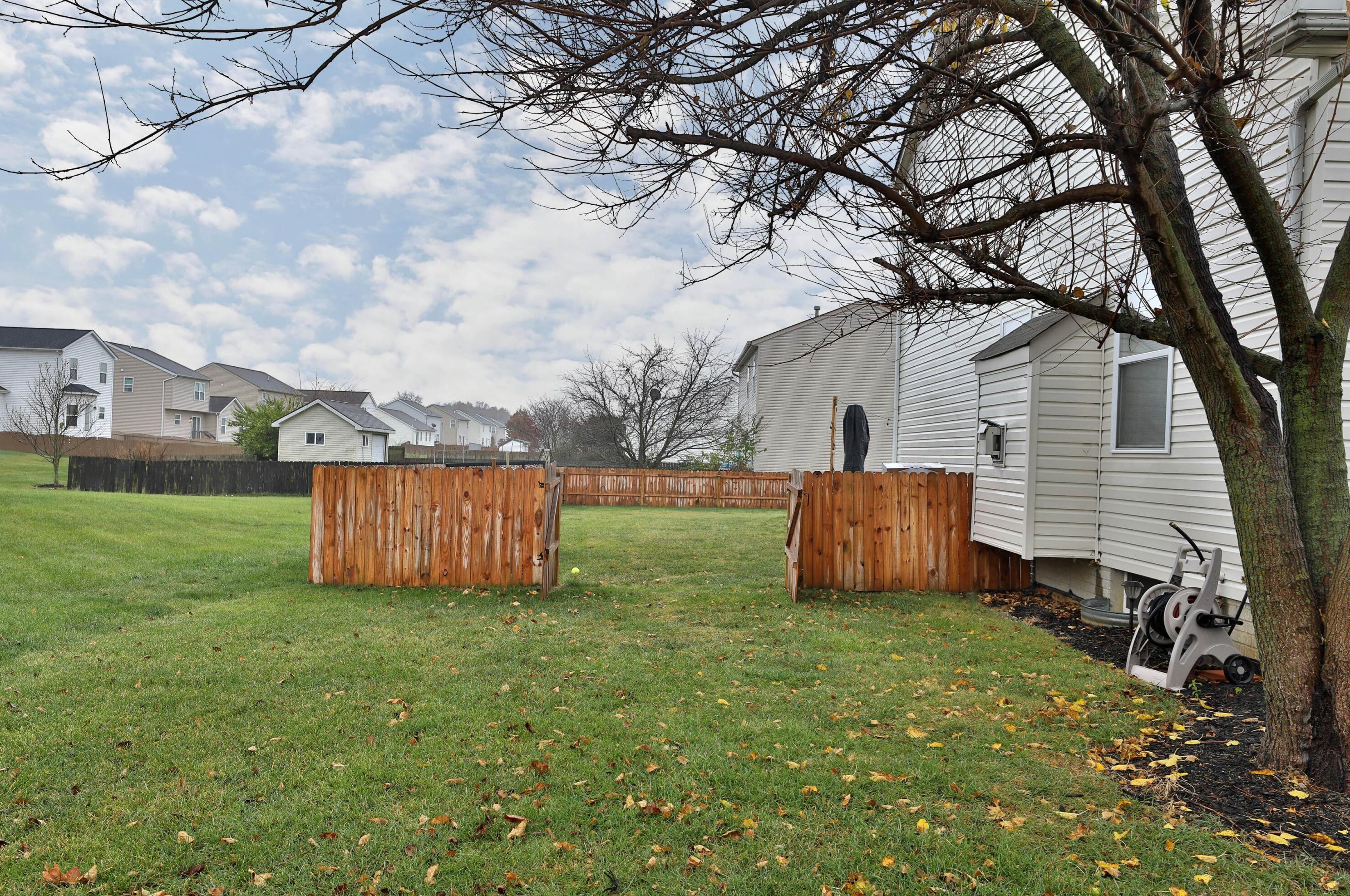 580 Euclid Ave, Ashville OH  43103-2512 exterior