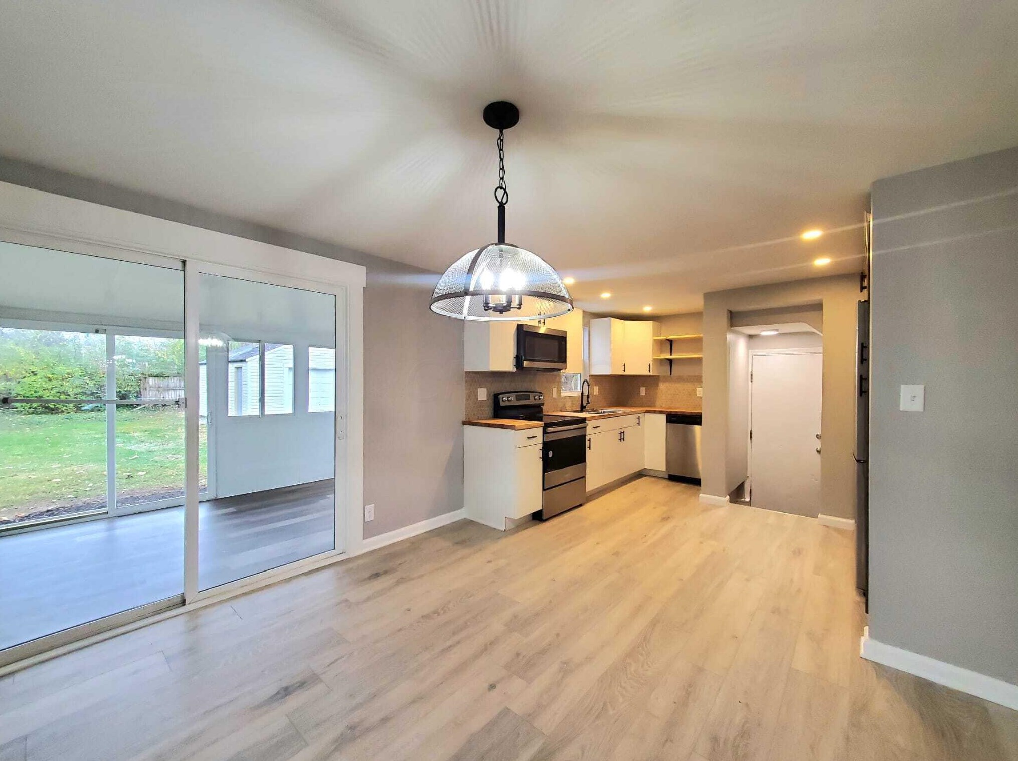 2357 Taylor Ave, Columbus OH  43211-2358 exterior