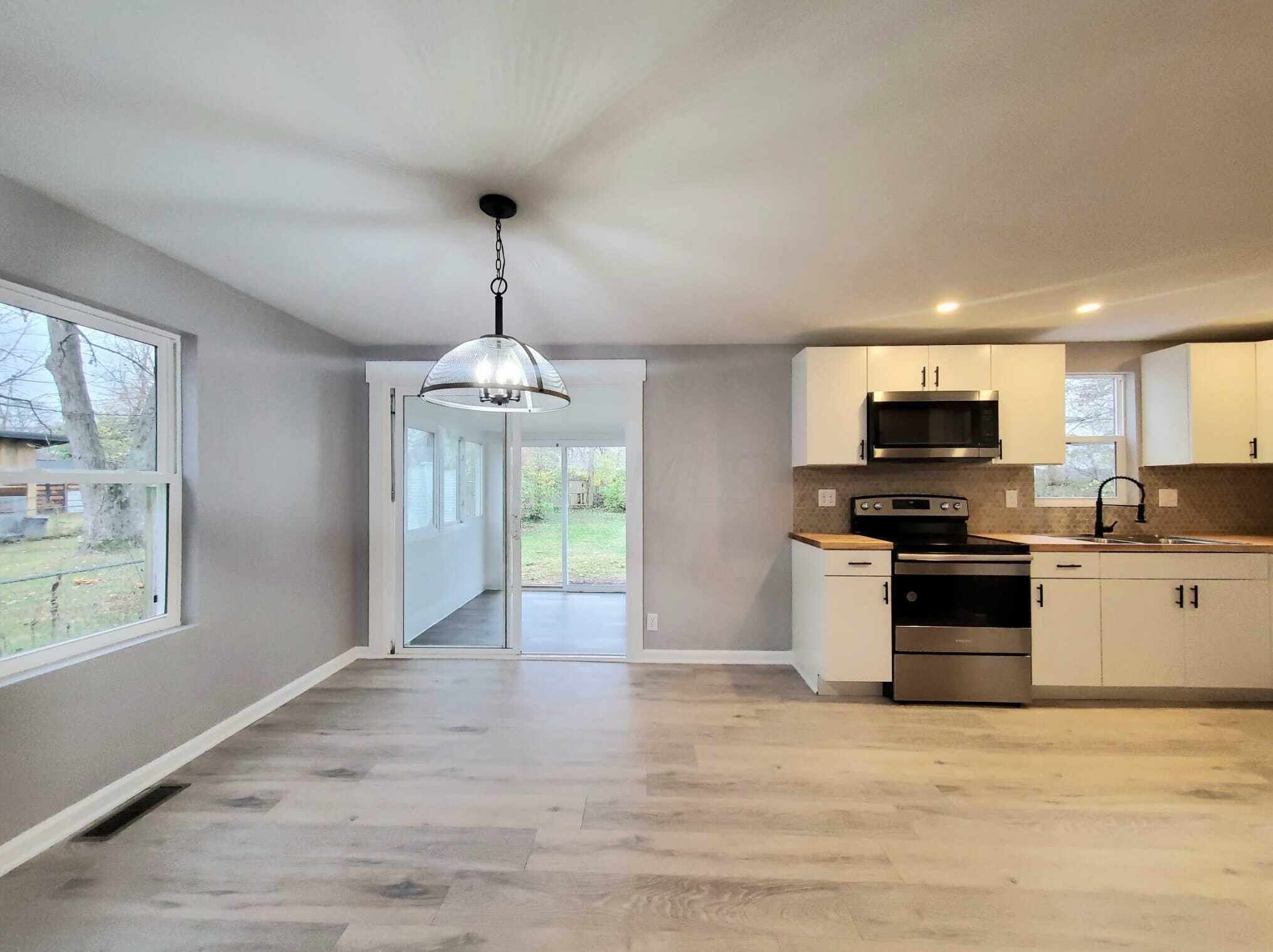 2357 Taylor Ave, Columbus OH  43211-2358 exterior