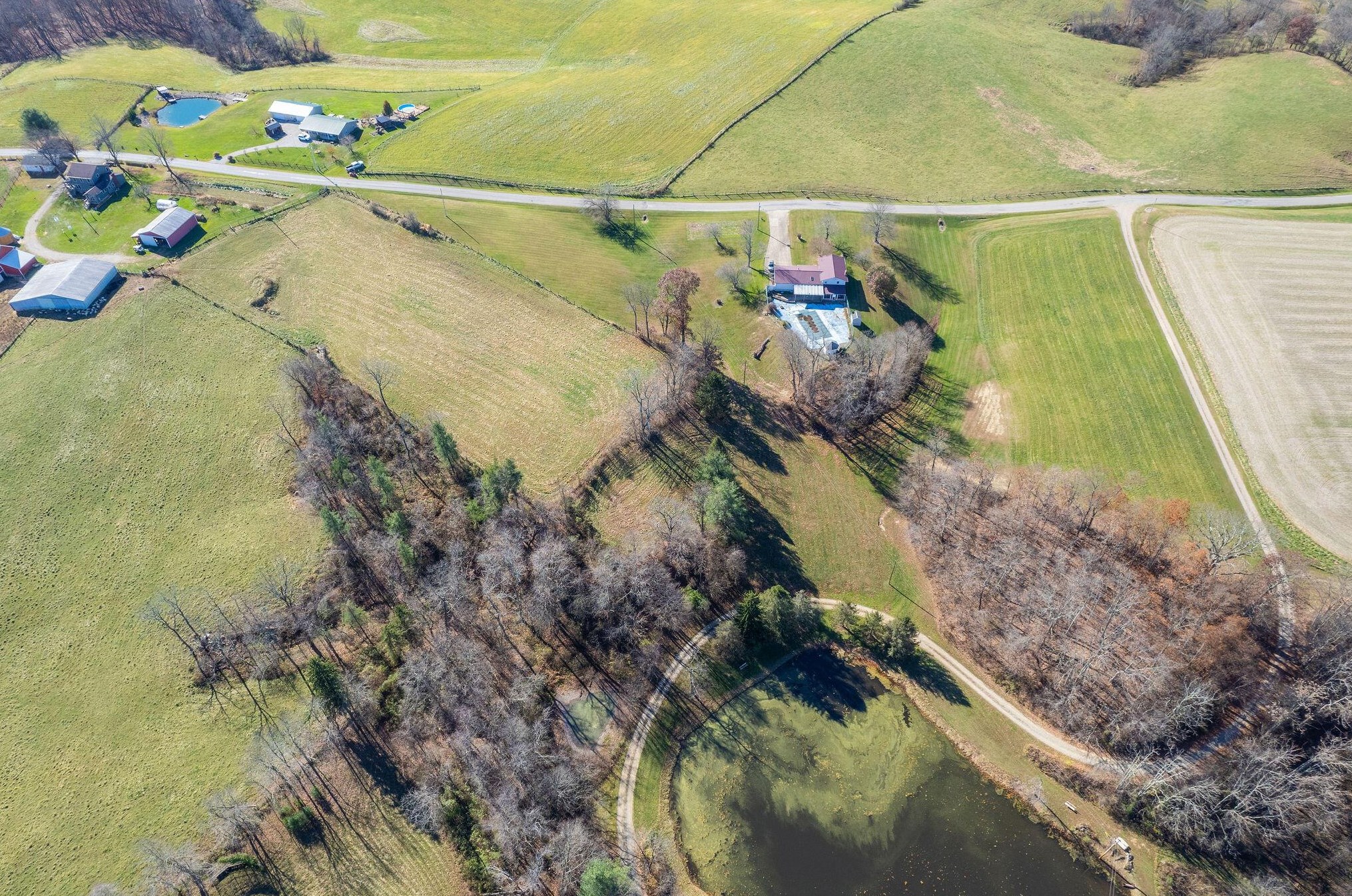 9340 Stoneburner Rd, Crooksville OH  43731-9430 exterior
