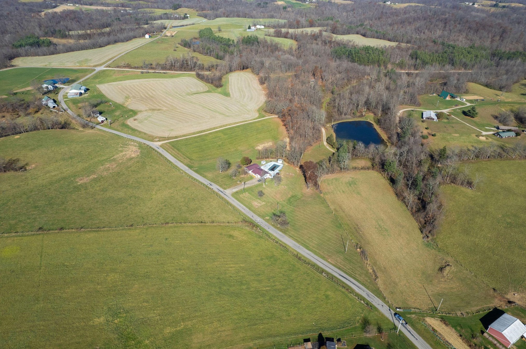 9340 Stoneburner Rd, Crooksville OH  43731-9430 exterior