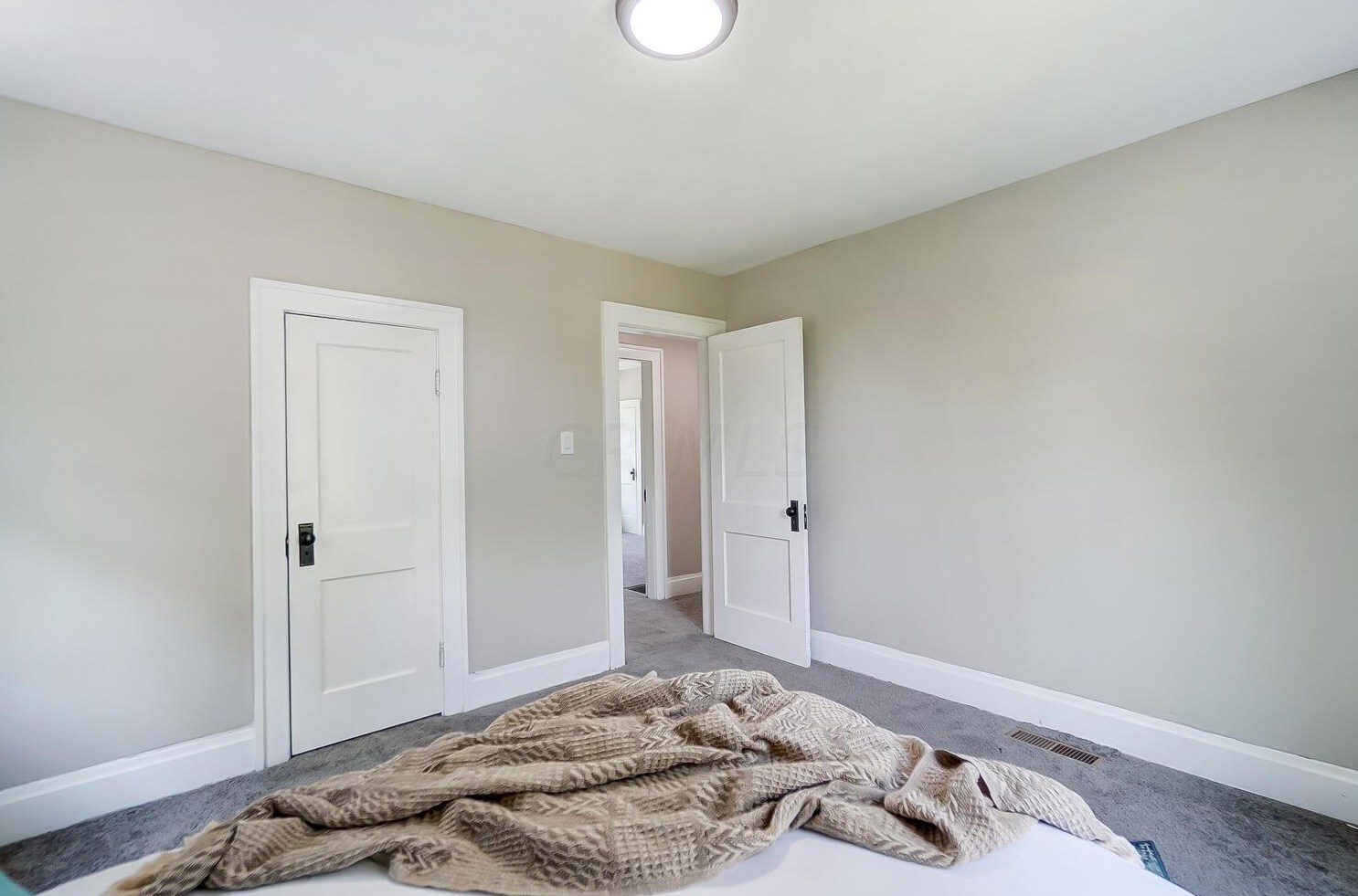 70 Burgess Ave, Columbus OH  43204-3251 exterior