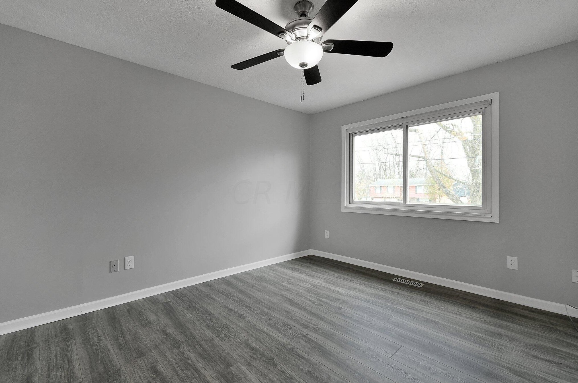 3363 Hines Rd, Columbus OH  43230-2063 exterior