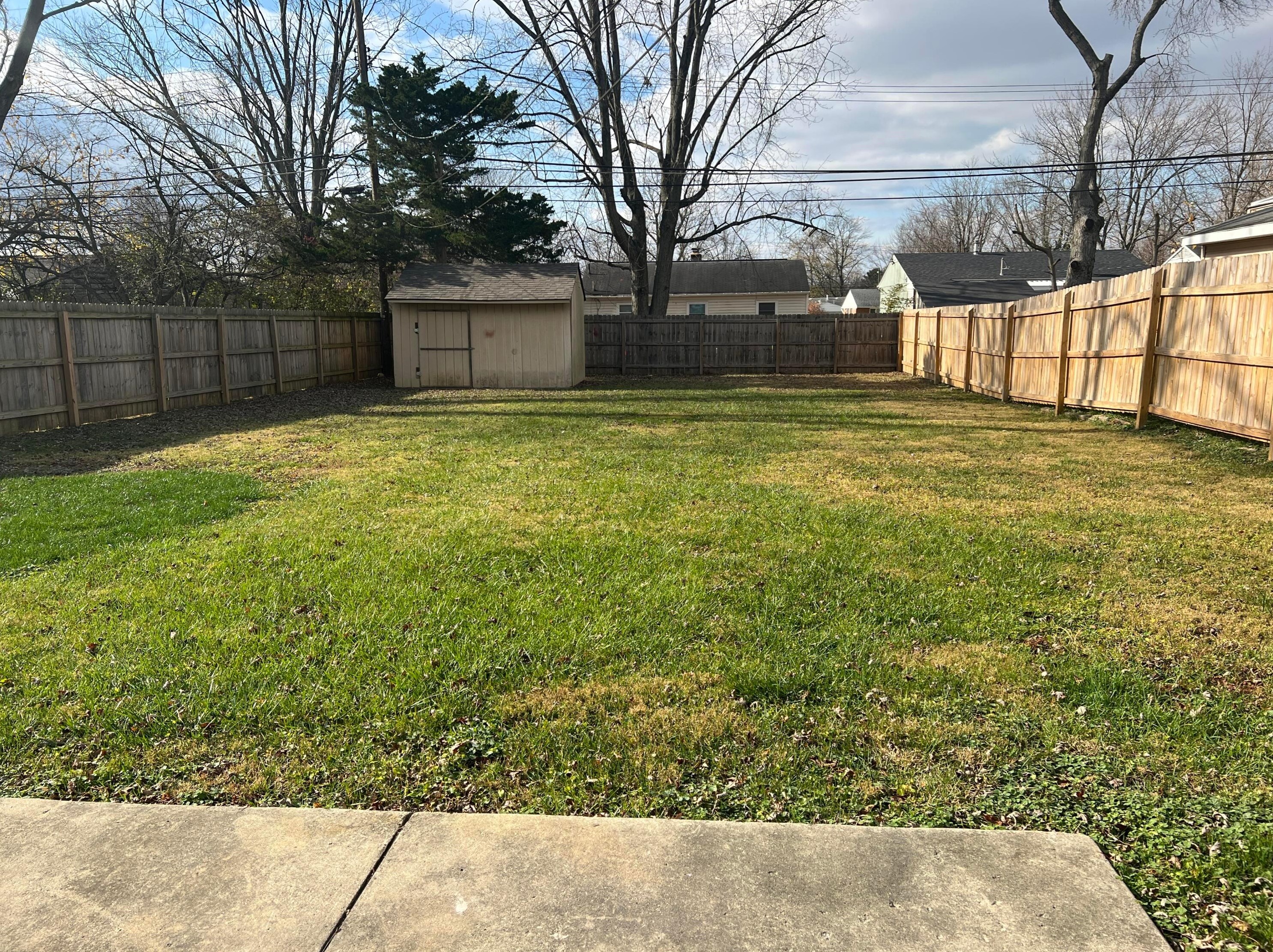 1303 Elderwood Ave, Columbus OH  43227-2024 exterior