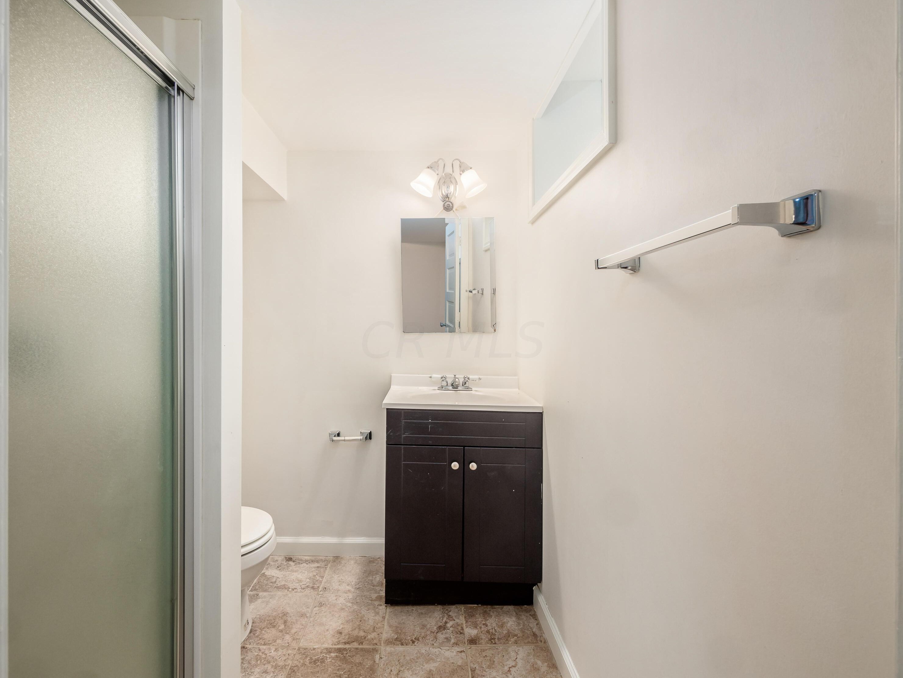 2529 Broad St, Columbus OH  43204-3322 exterior