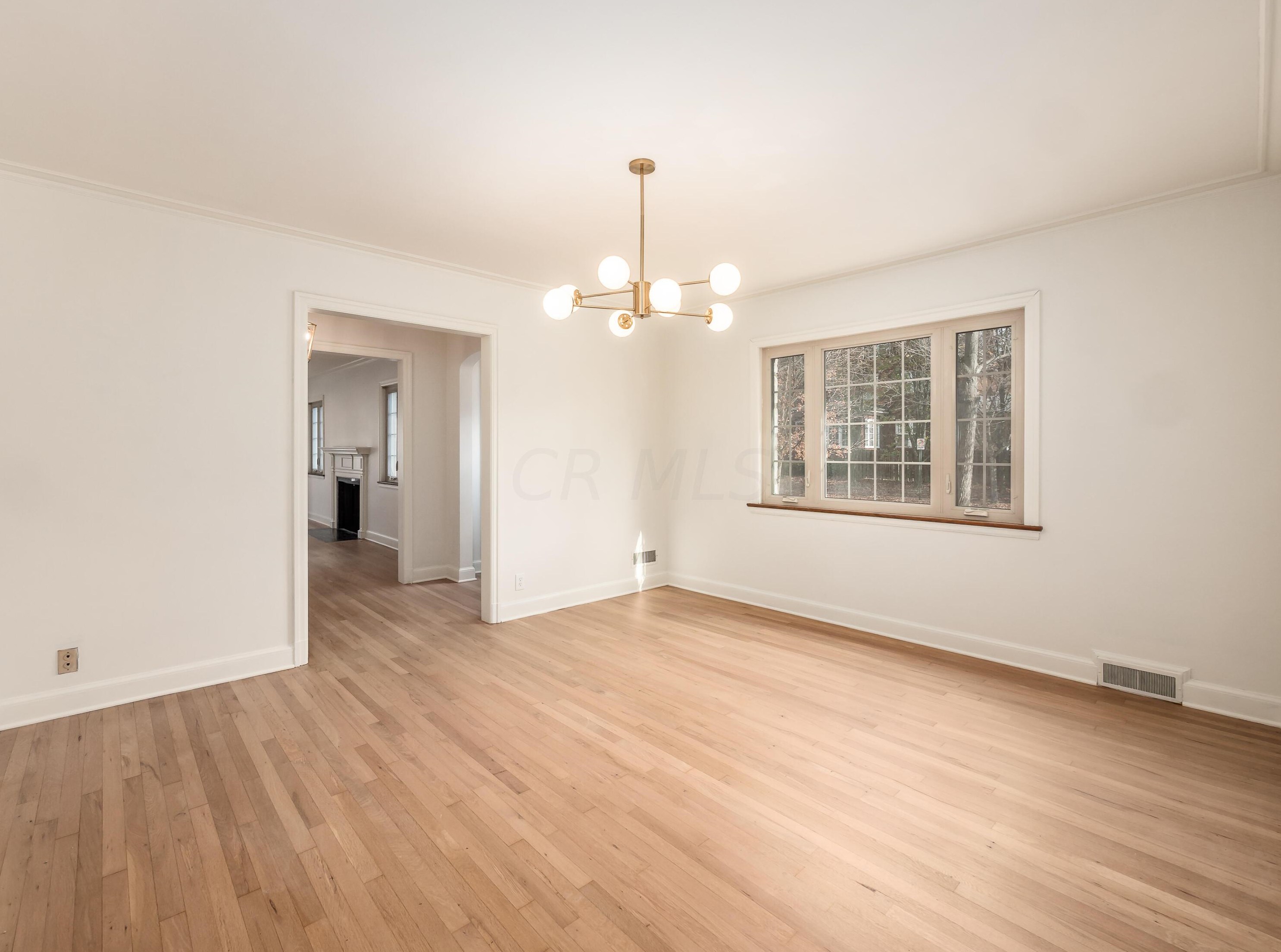 2529 Broad St, Columbus OH  43204-3322 exterior