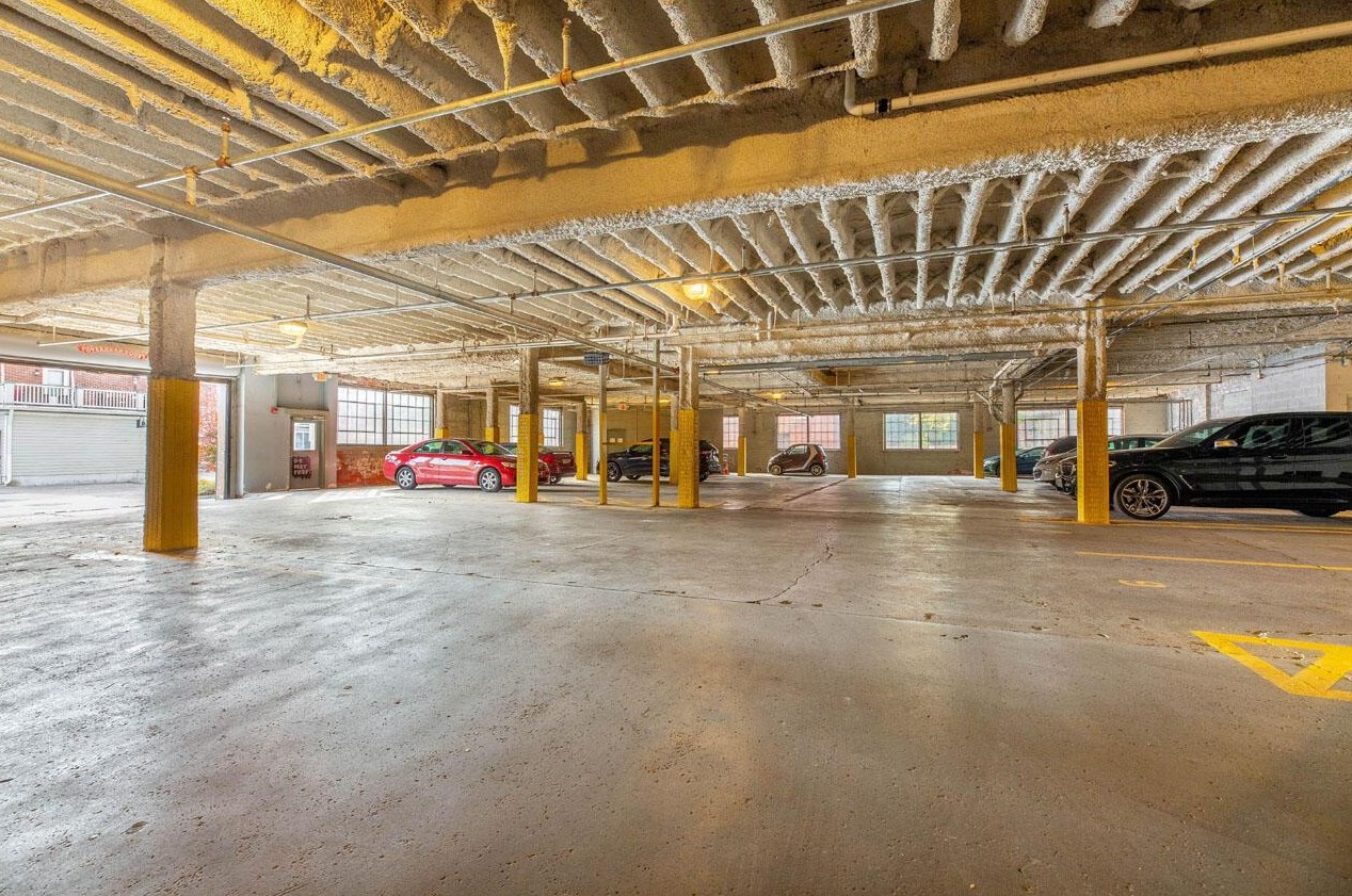 17 3rd Ave, Columbus OH  43201-3531 exterior