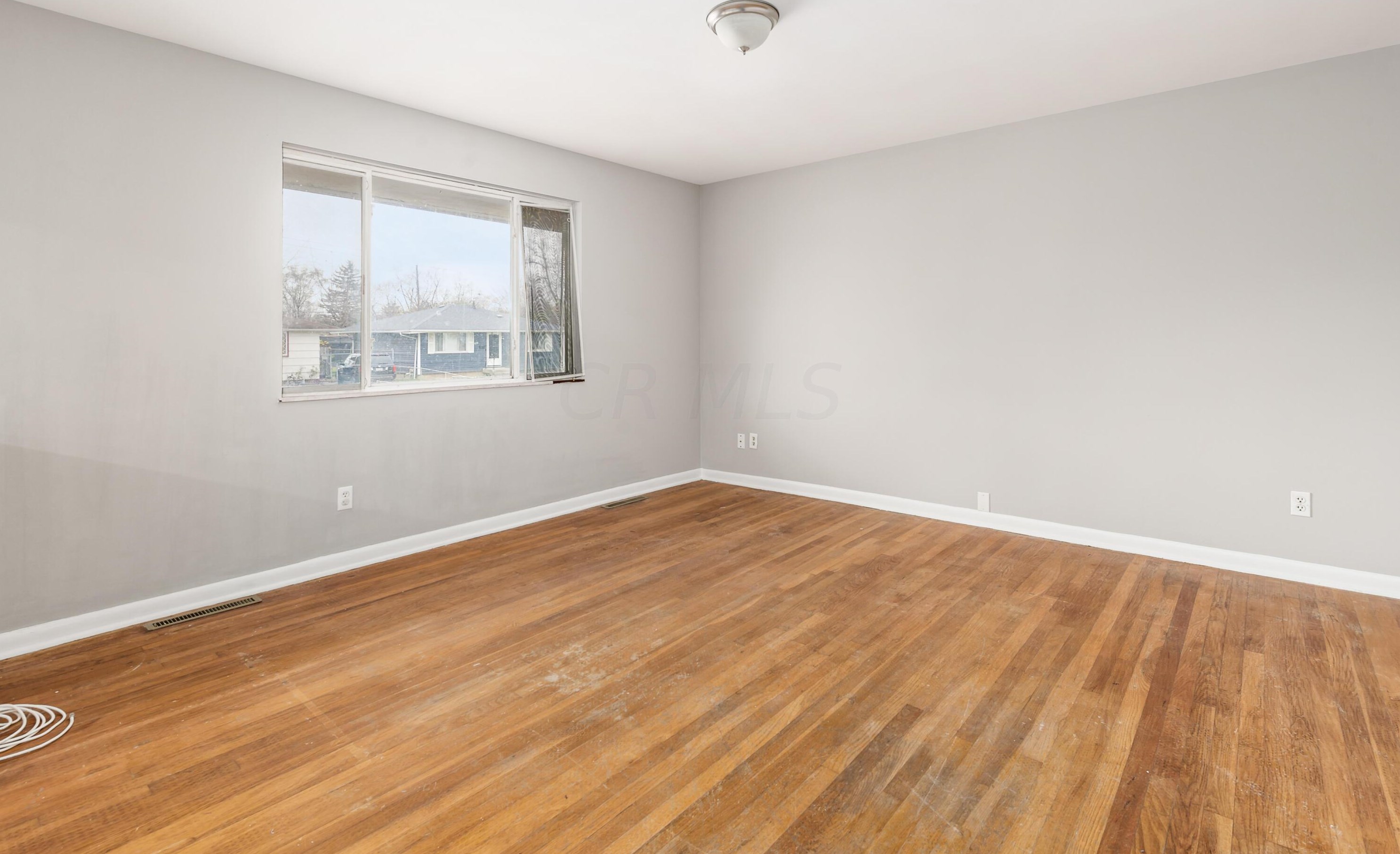 1866 Pannell Ave, Columbus OH 43207-1654 exterior