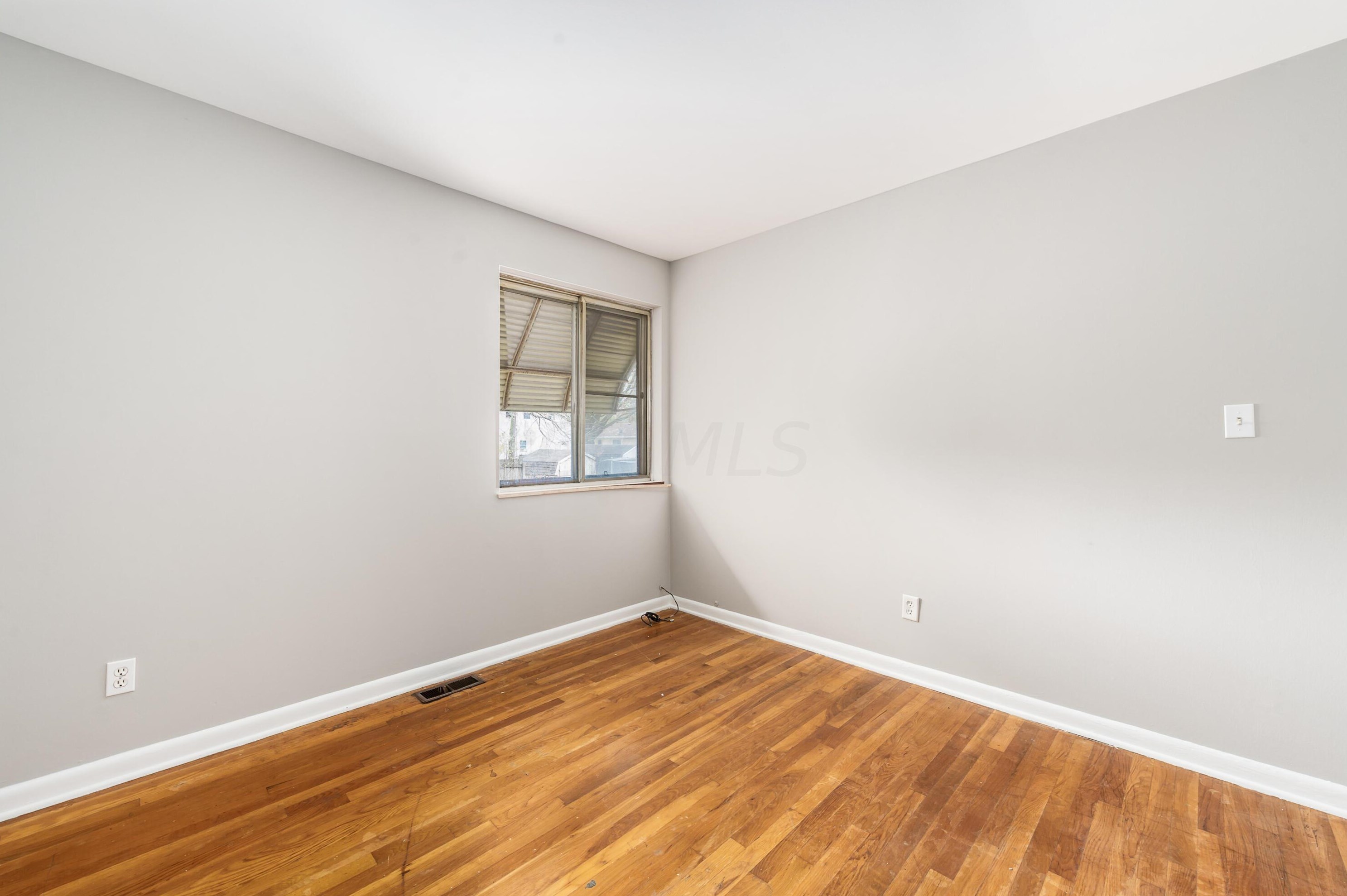 1866 Pannell Ave, Columbus OH 43207-1654 exterior