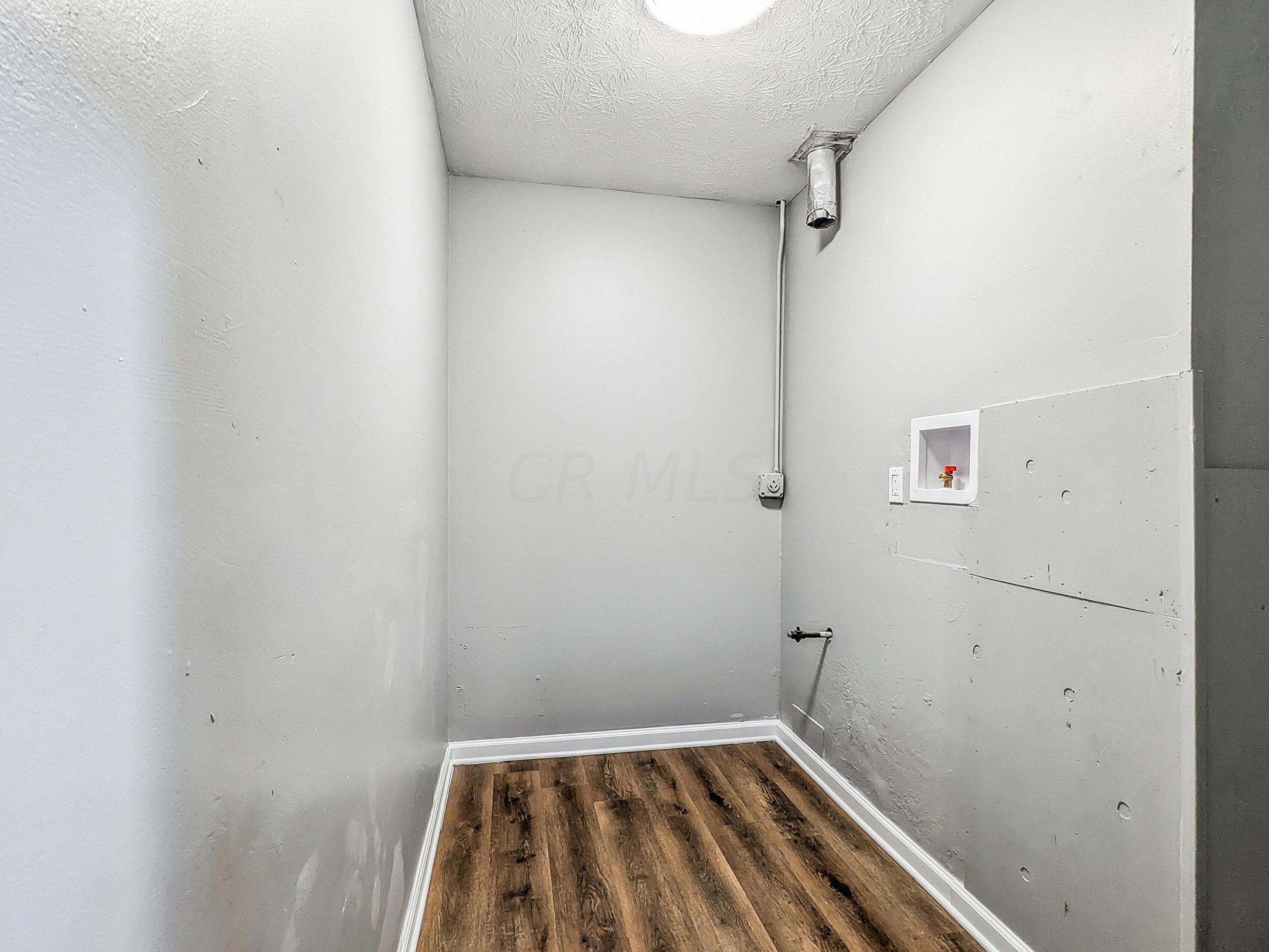 1639 Burley Dr, Columbus OH  43207-2705 exterior