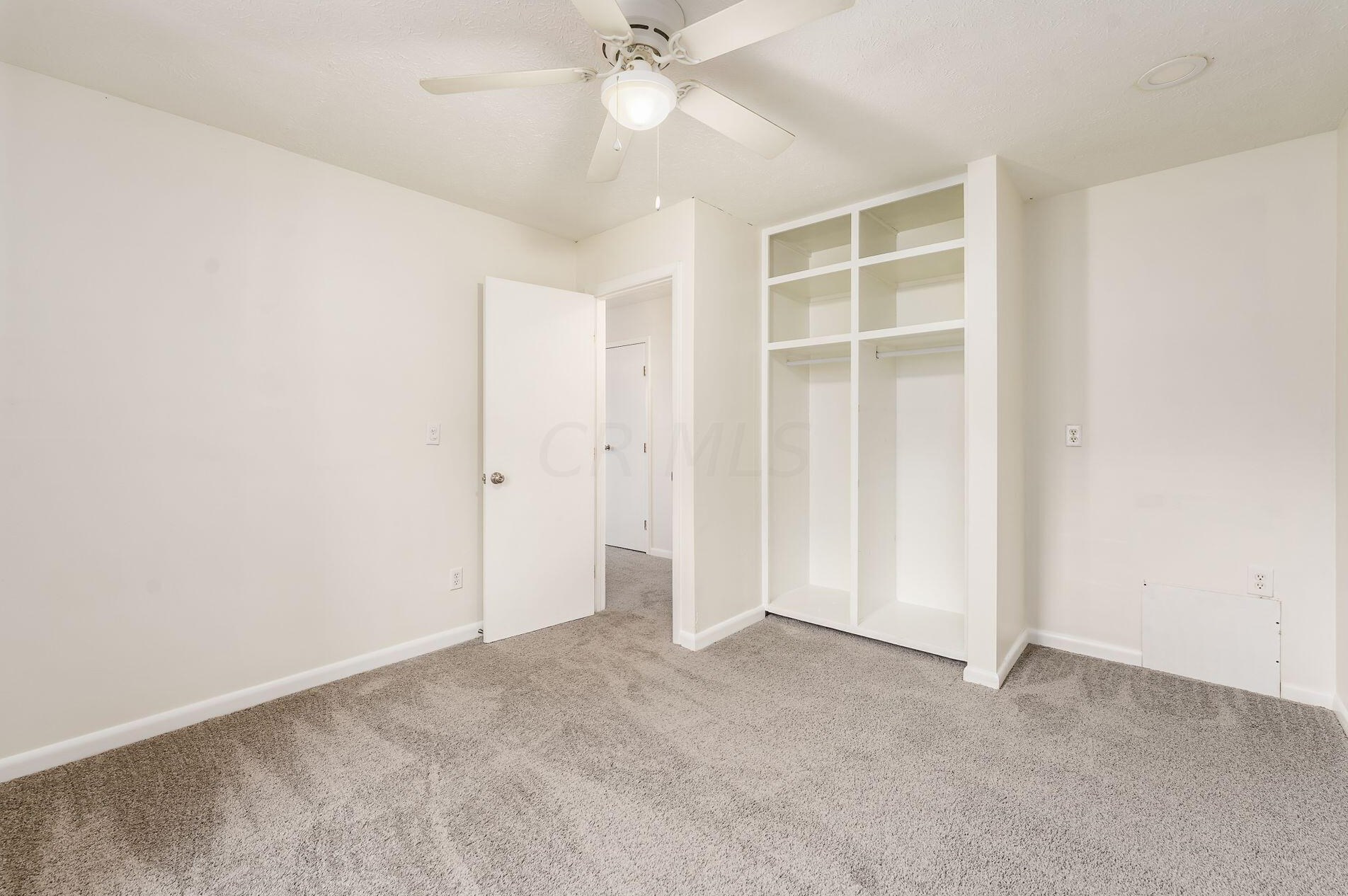 2472 Natchez Dr, Columbus OH 43209-3306 exterior