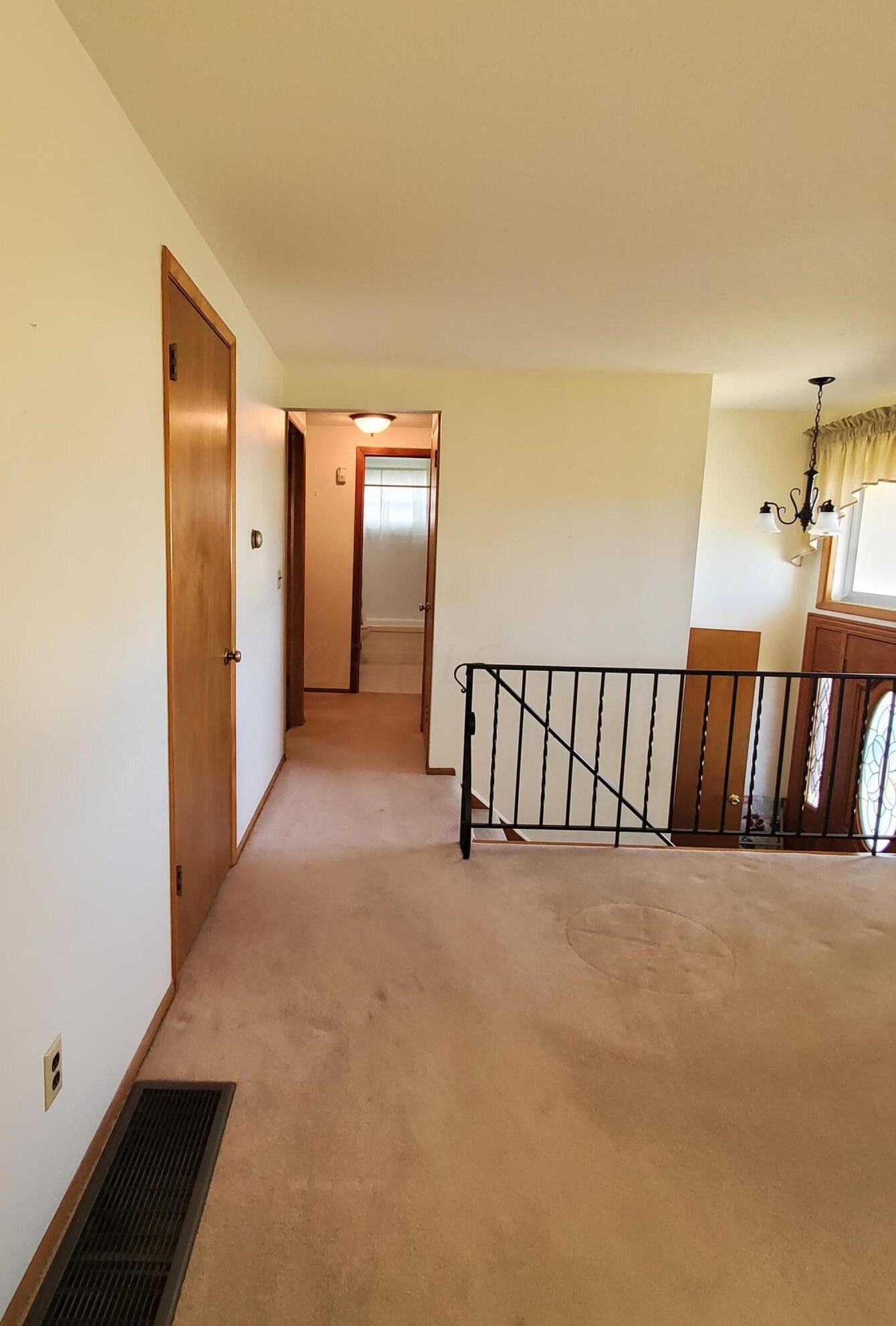 855 Harwood Dr, Columbus OH 43228-2958 exterior