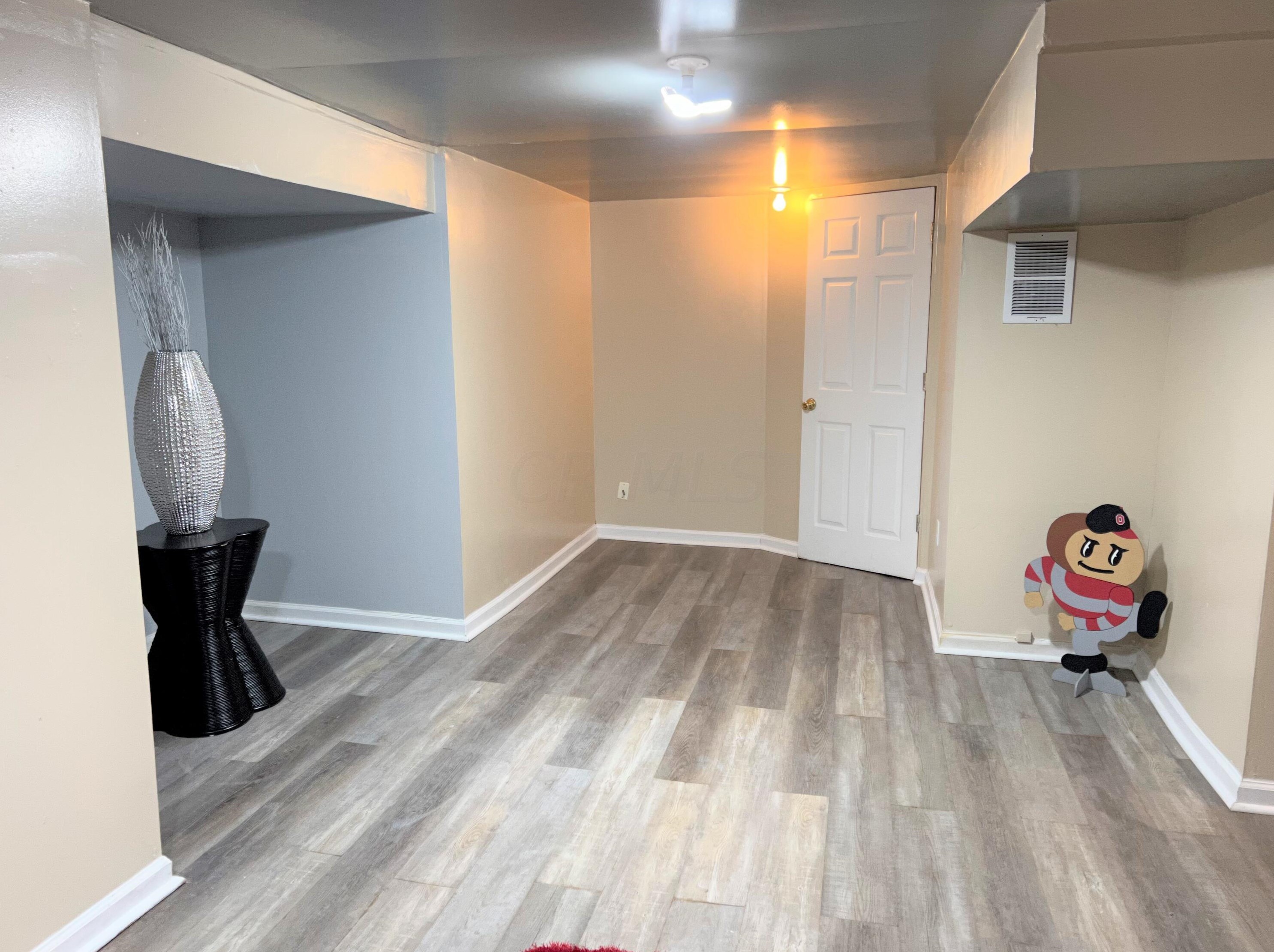 2162 Mound St, Columbus OH 43223-2051 exterior