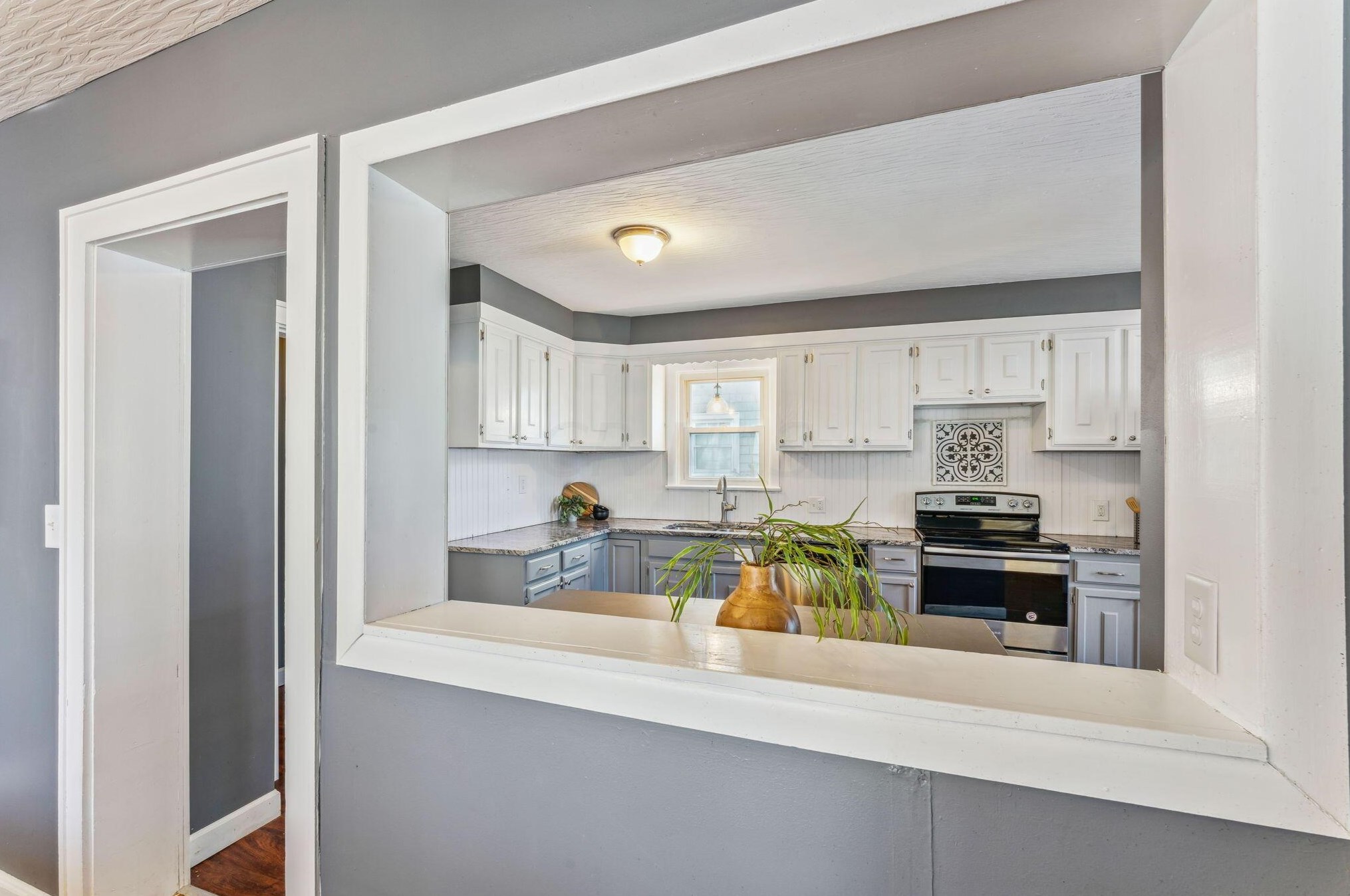 150 Brinker Ave, Columbus OH 43204-1367 exterior