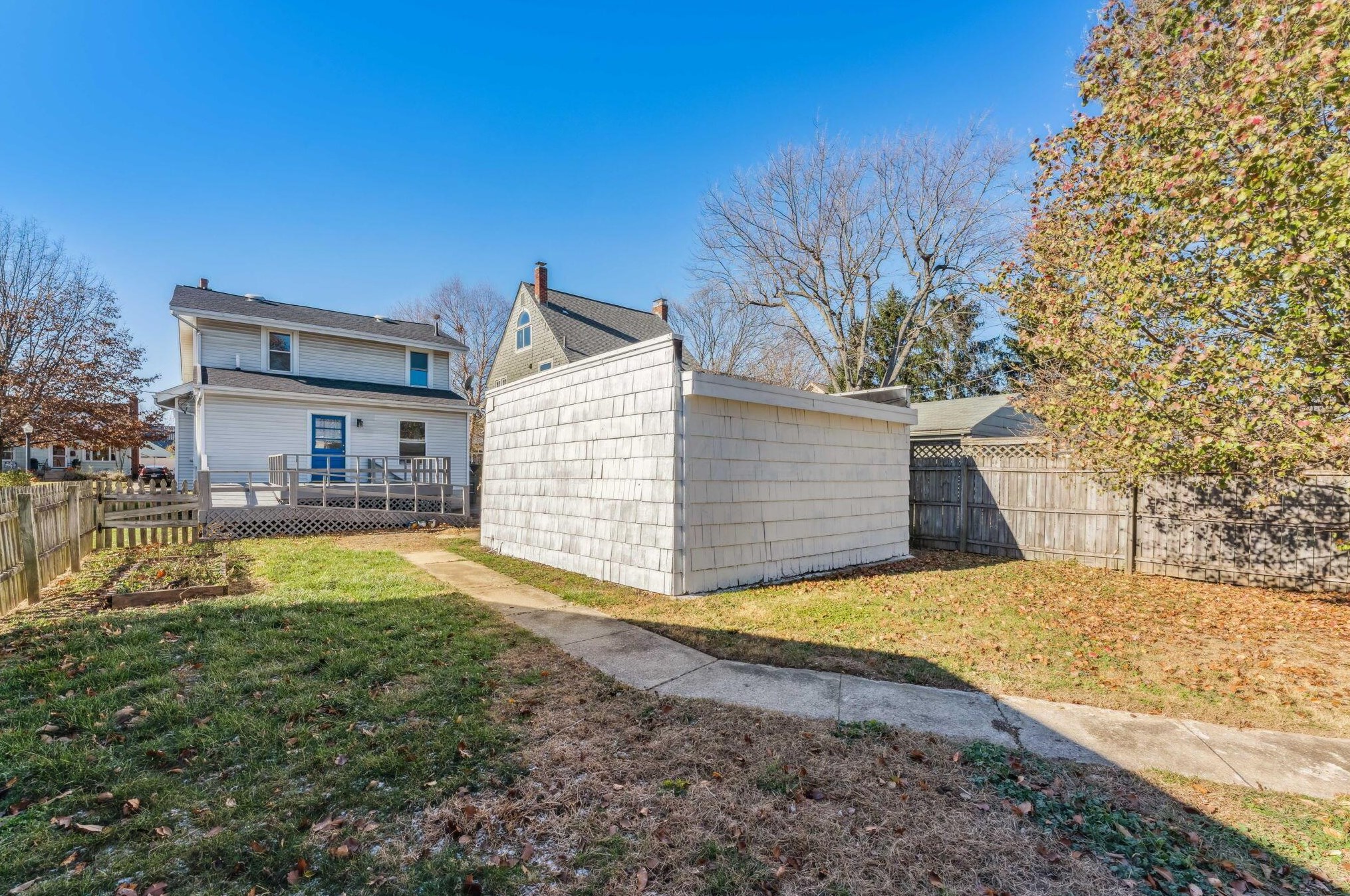 150 Brinker Ave, Columbus OH 43204-1367 exterior