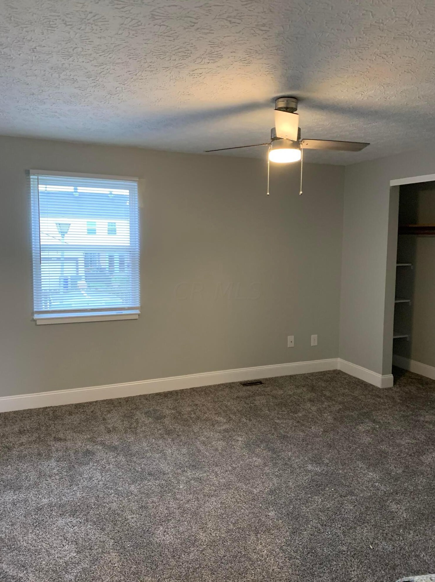 1594-1600 Worthington Row, Columbus OH exterior