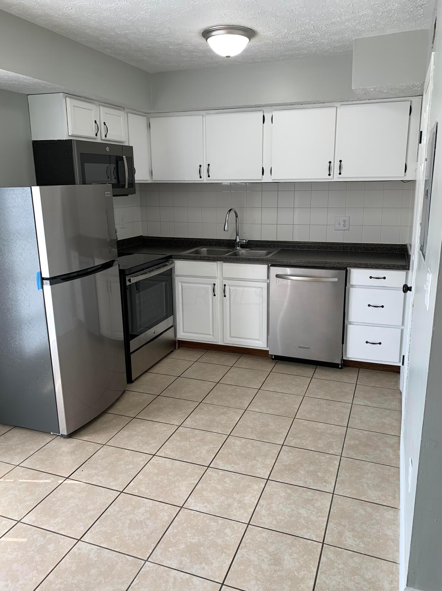 1594-1600 Worthington Row, Columbus OH exterior