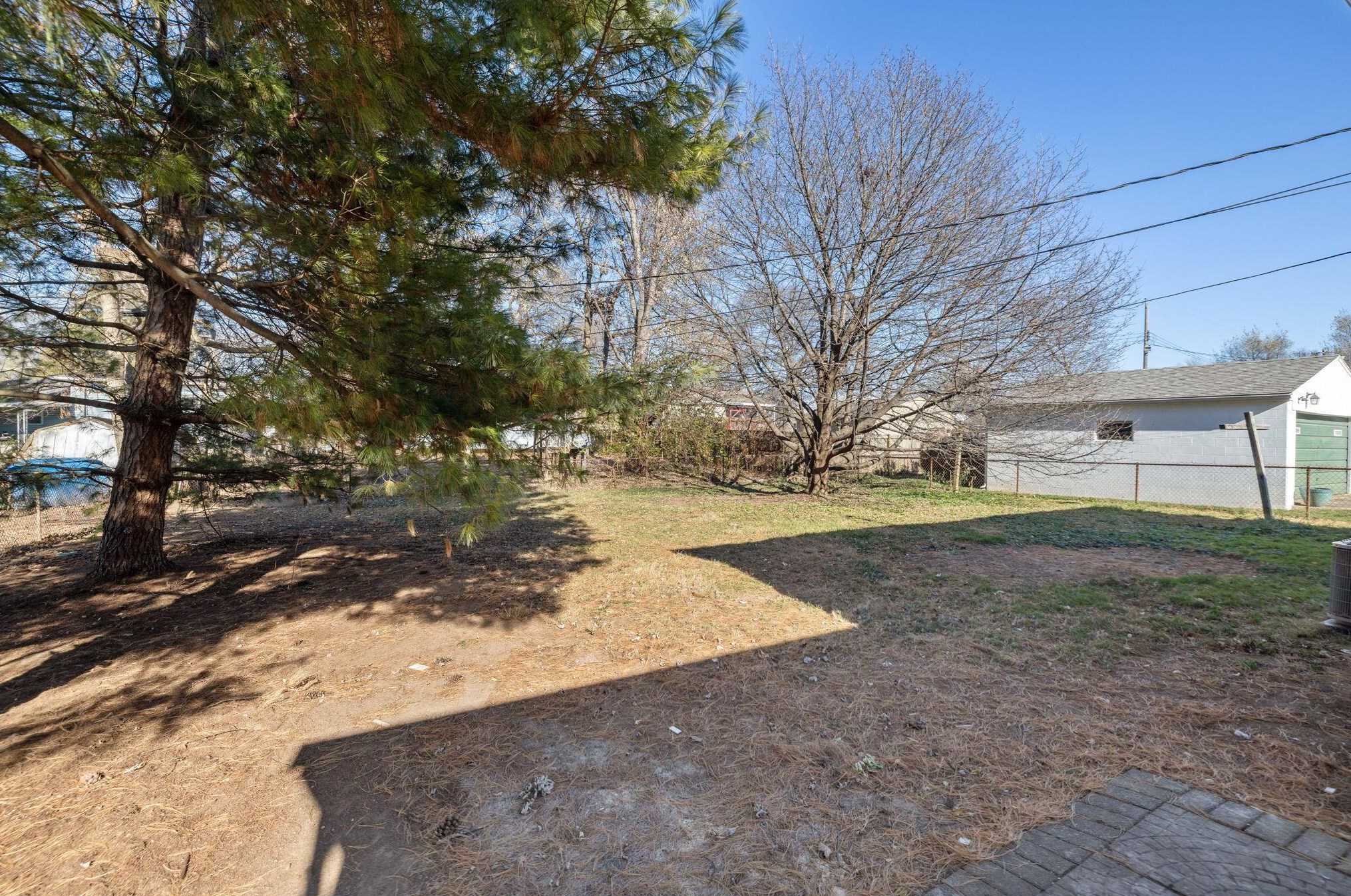 5166 Rutledge Dr, Columbus OH 43232-5853 exterior