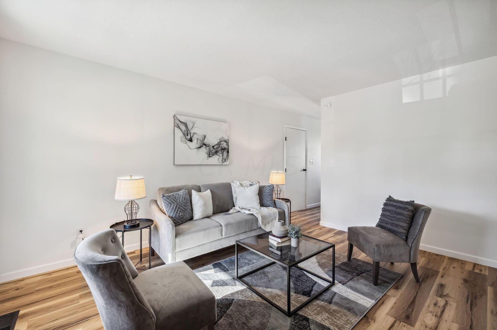 5166 Rutledge Dr, Columbus OH 43232-5853 exterior