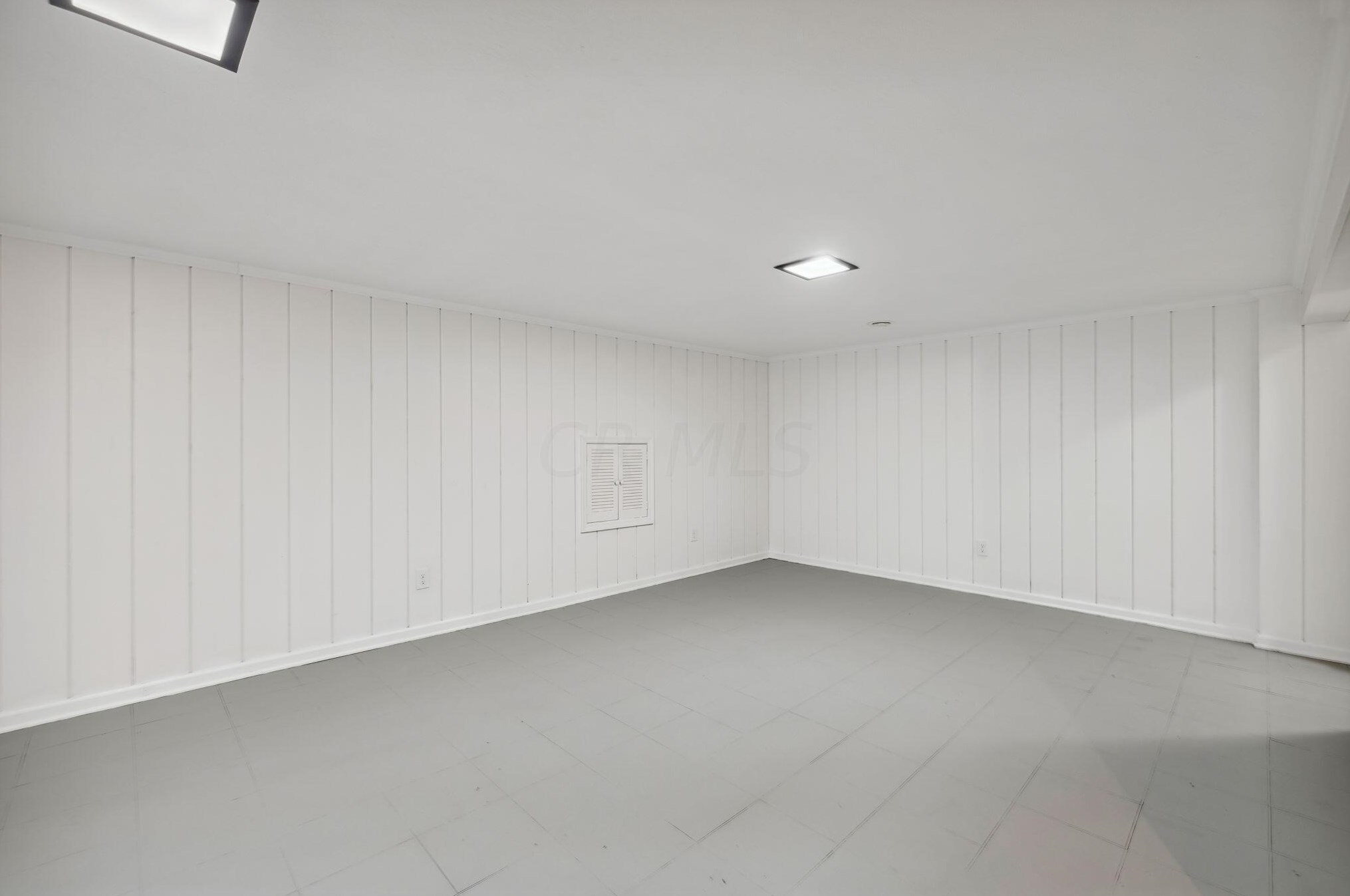 5166 Rutledge Dr, Columbus OH 43232-5853 exterior