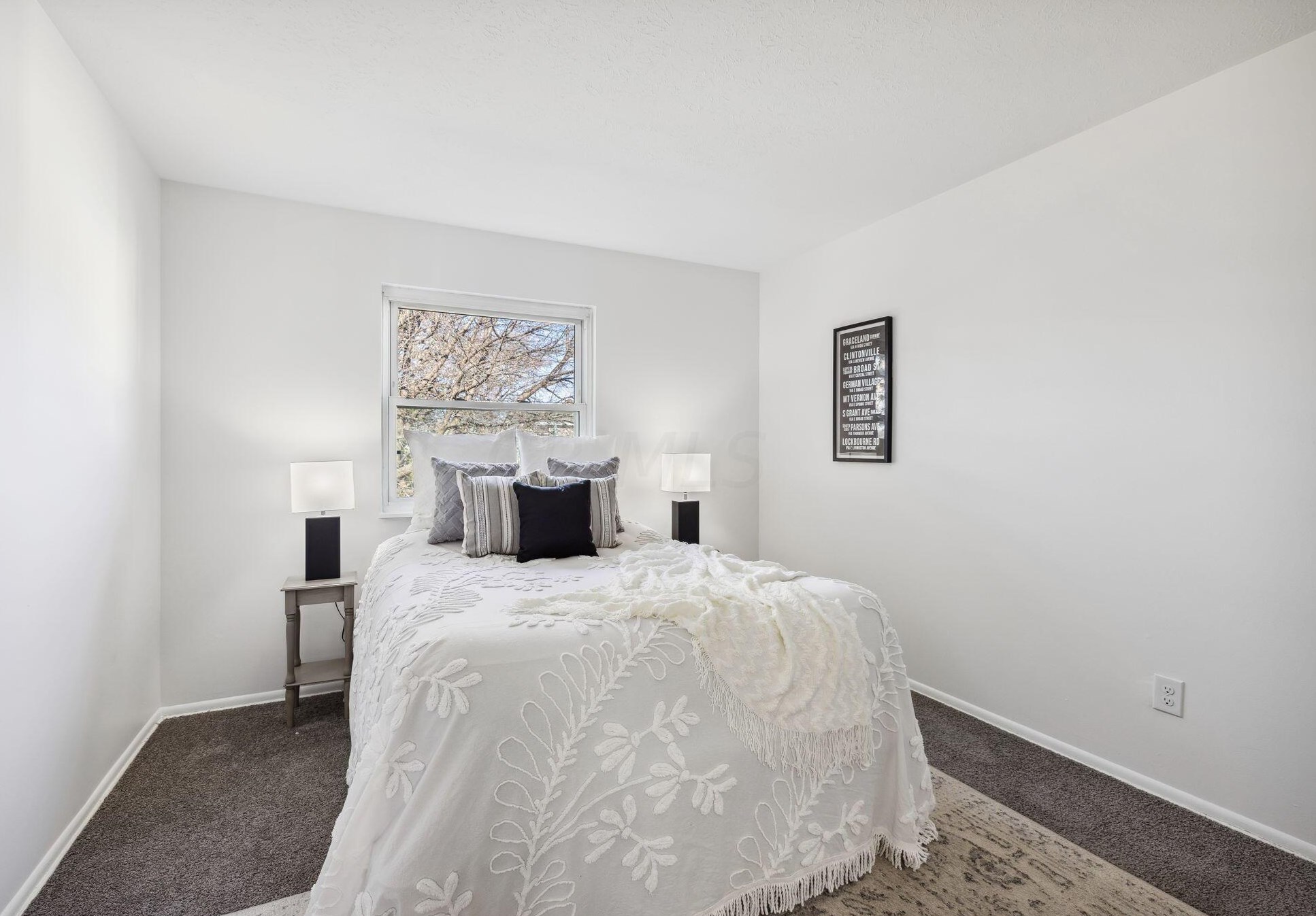 5166 Rutledge Dr, Columbus OH 43232-5853 exterior