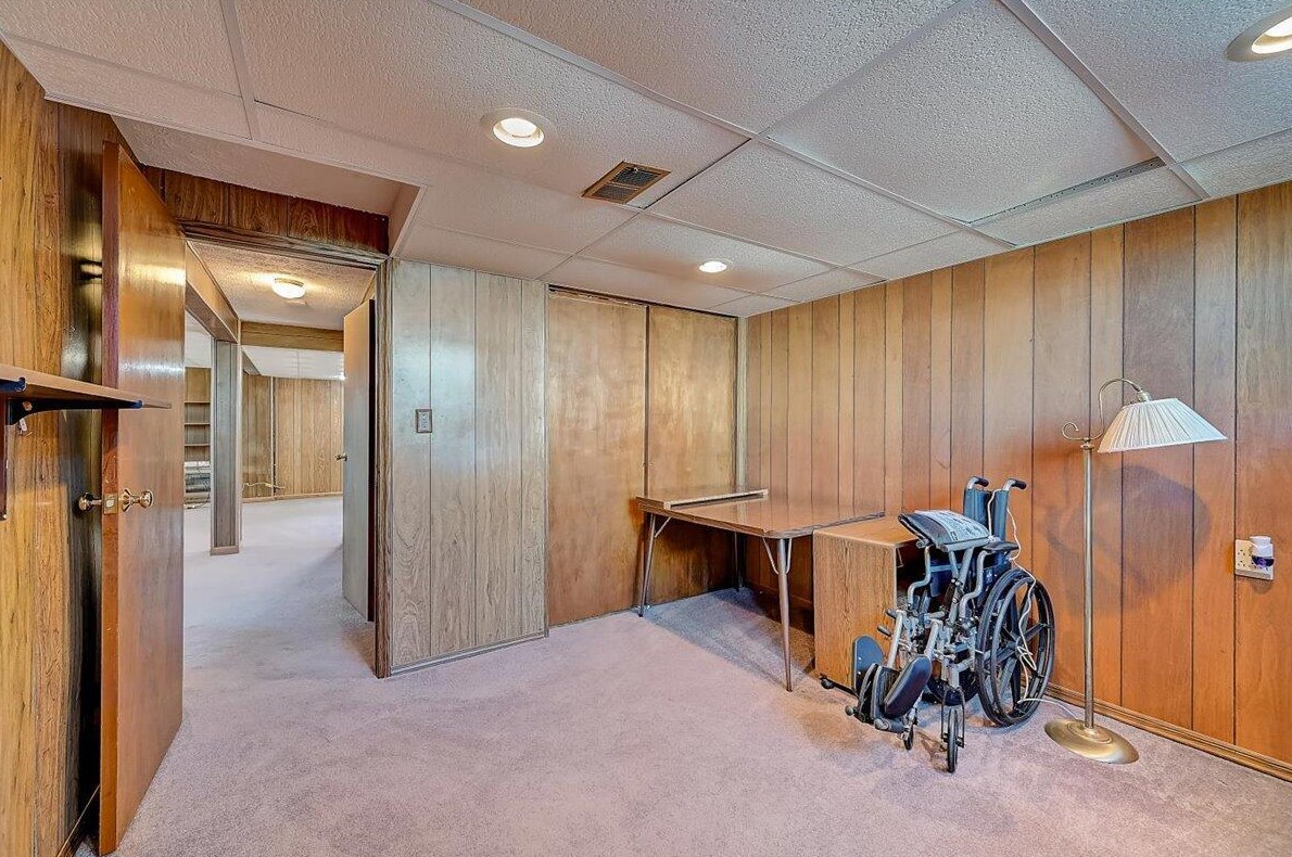 5003 Fishburn St, Columbus OH 43207-5041 exterior