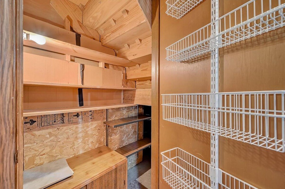 5003 Fishburn St, Columbus OH 43207-5041 exterior