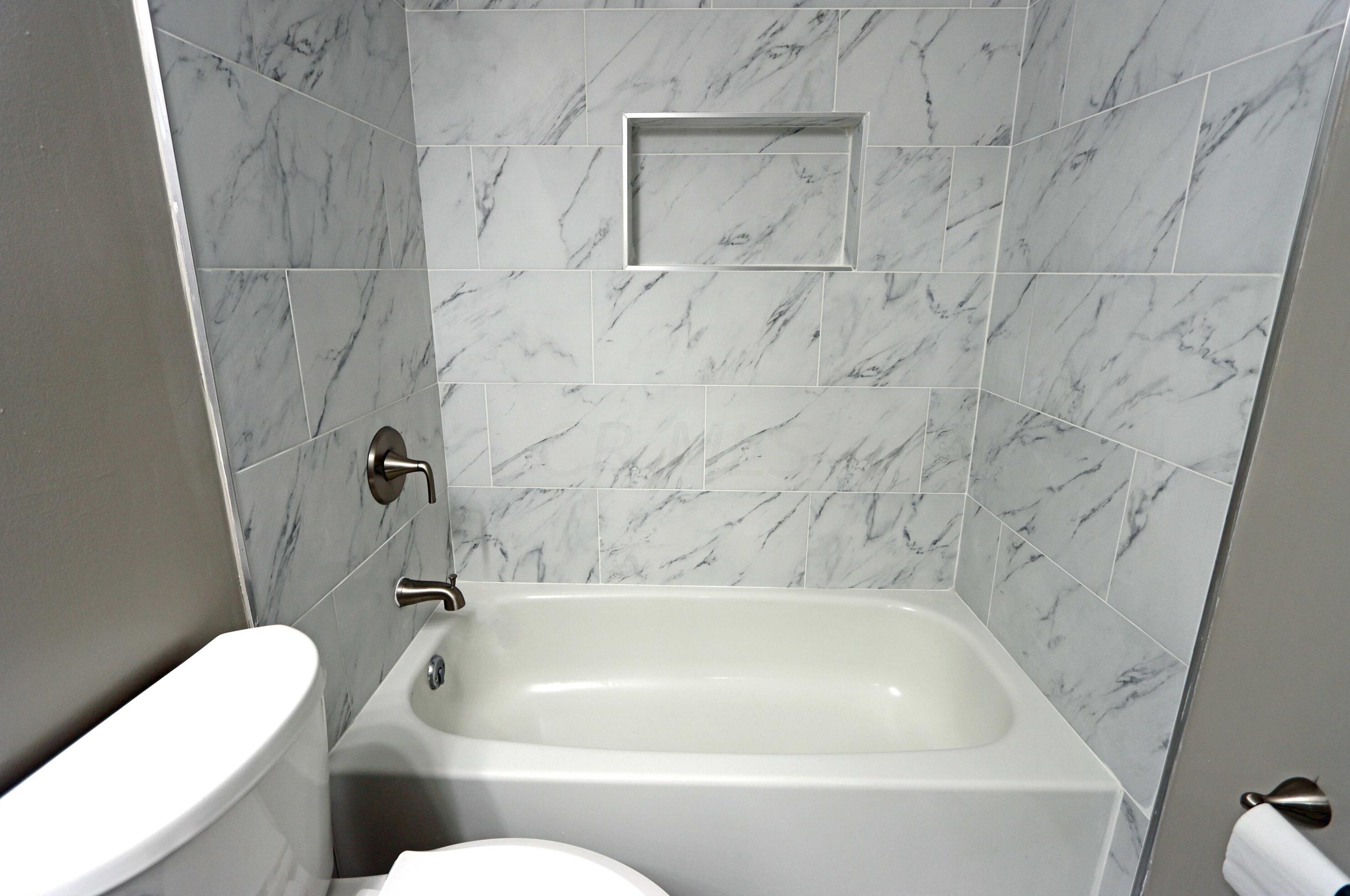 5724 Rachel Ct, Hilliard OH  43026-9619 exterior