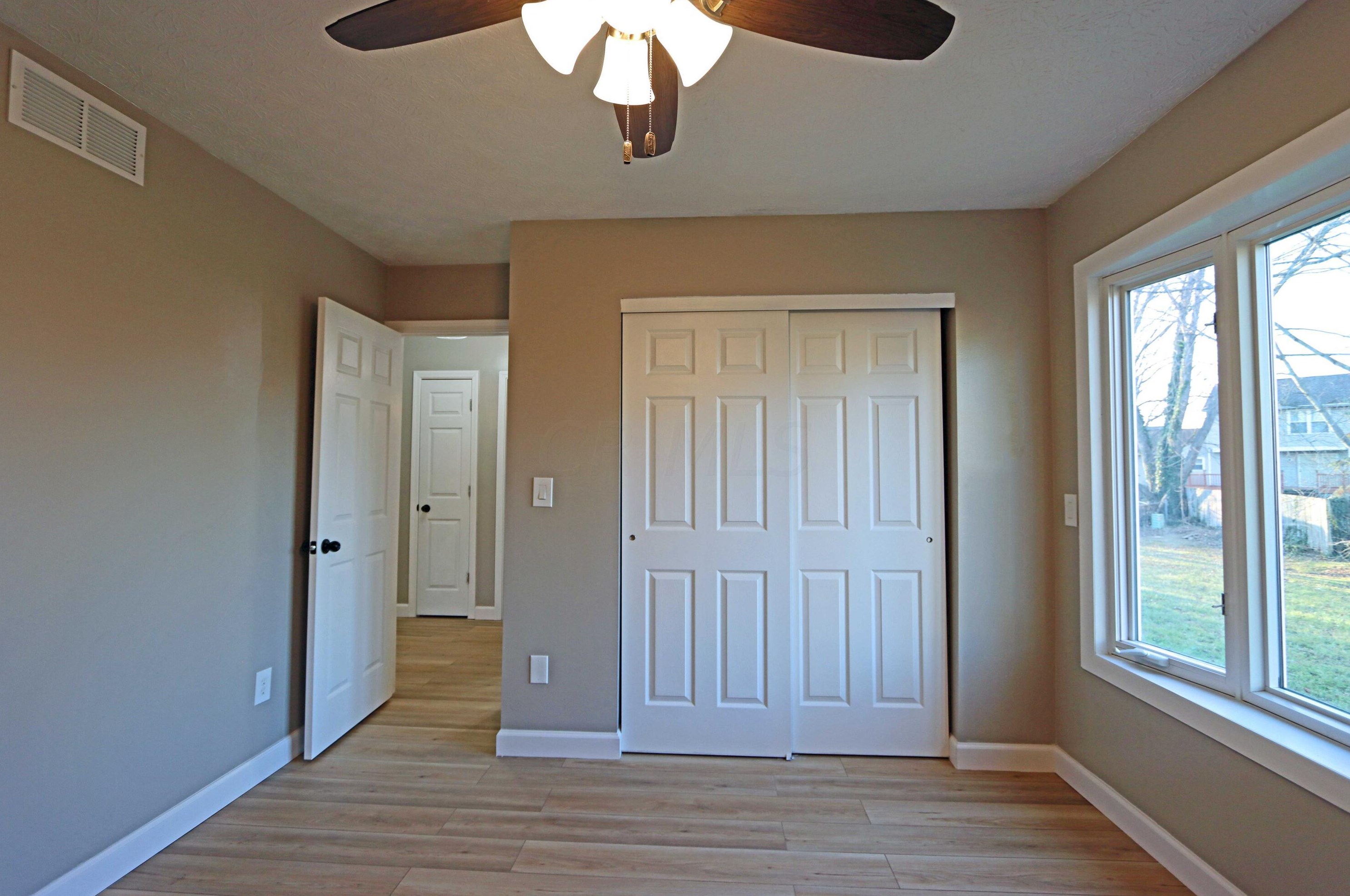 5724 Rachel Ct, Hilliard OH  43026-9619 exterior