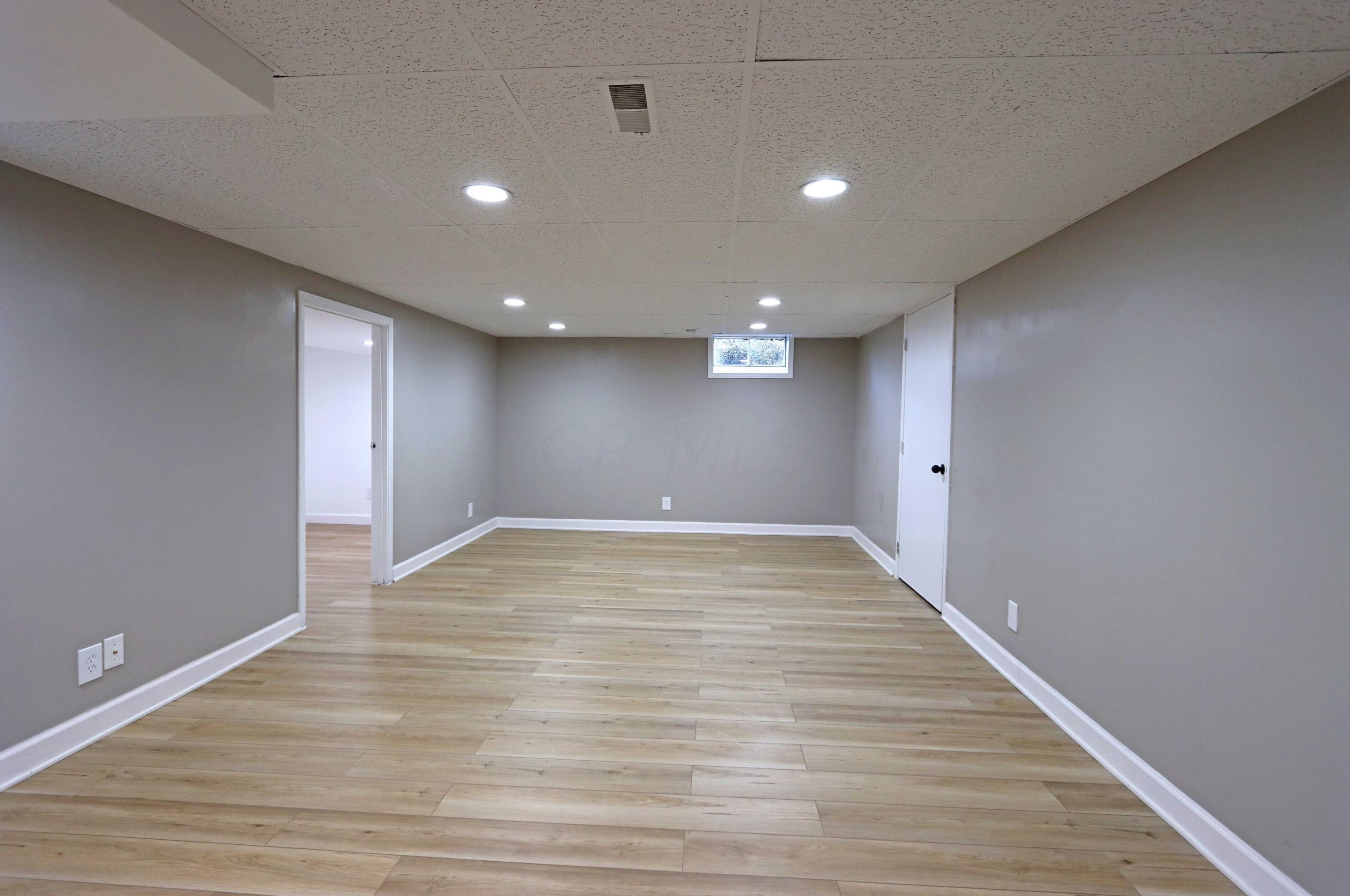 5724 Rachel Ct, Hilliard OH  43026-9619 exterior