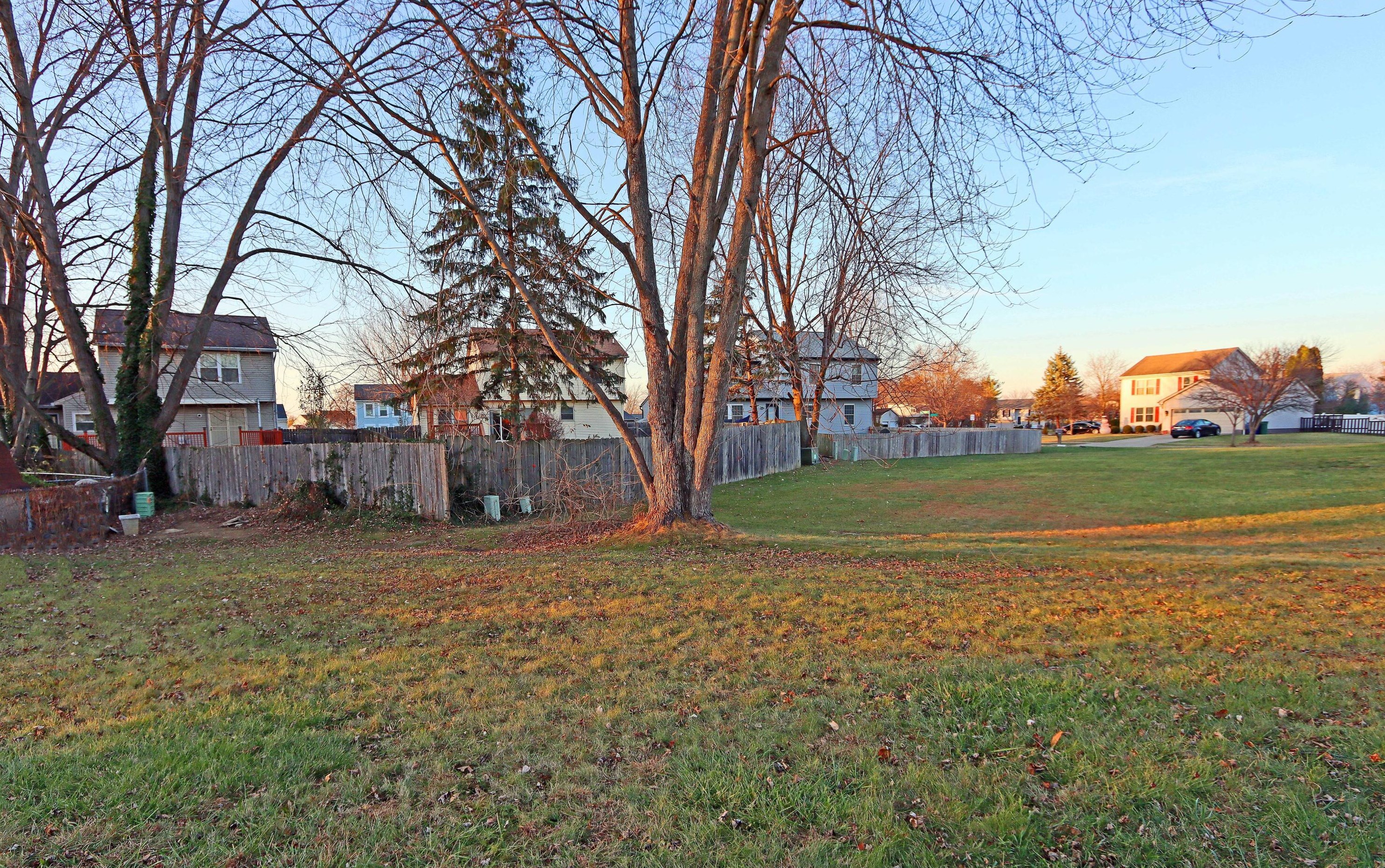 5724 Rachel Ct, Hilliard OH  43026-9619 exterior